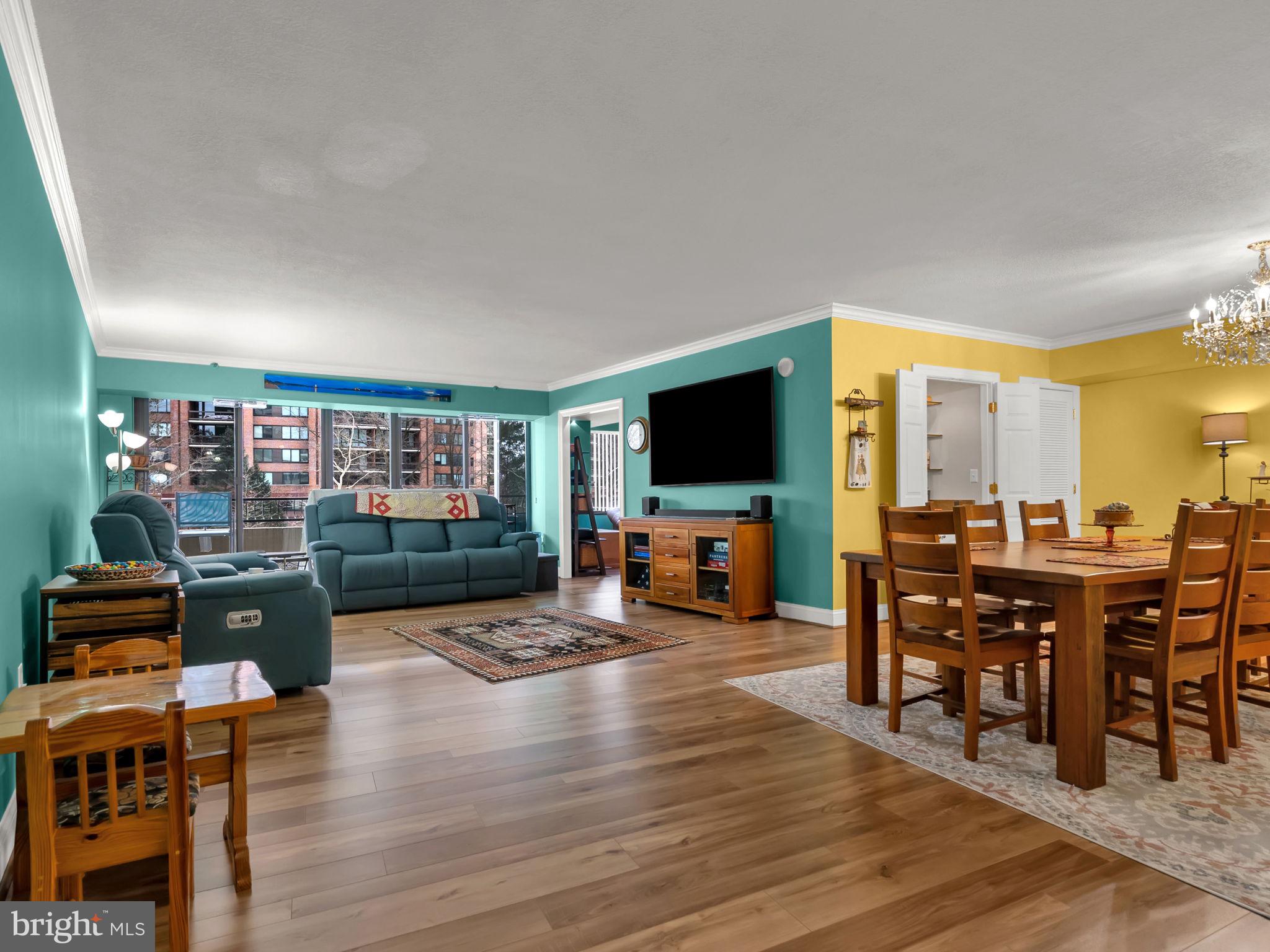 1300 CRYSTAL DRIVE 305S