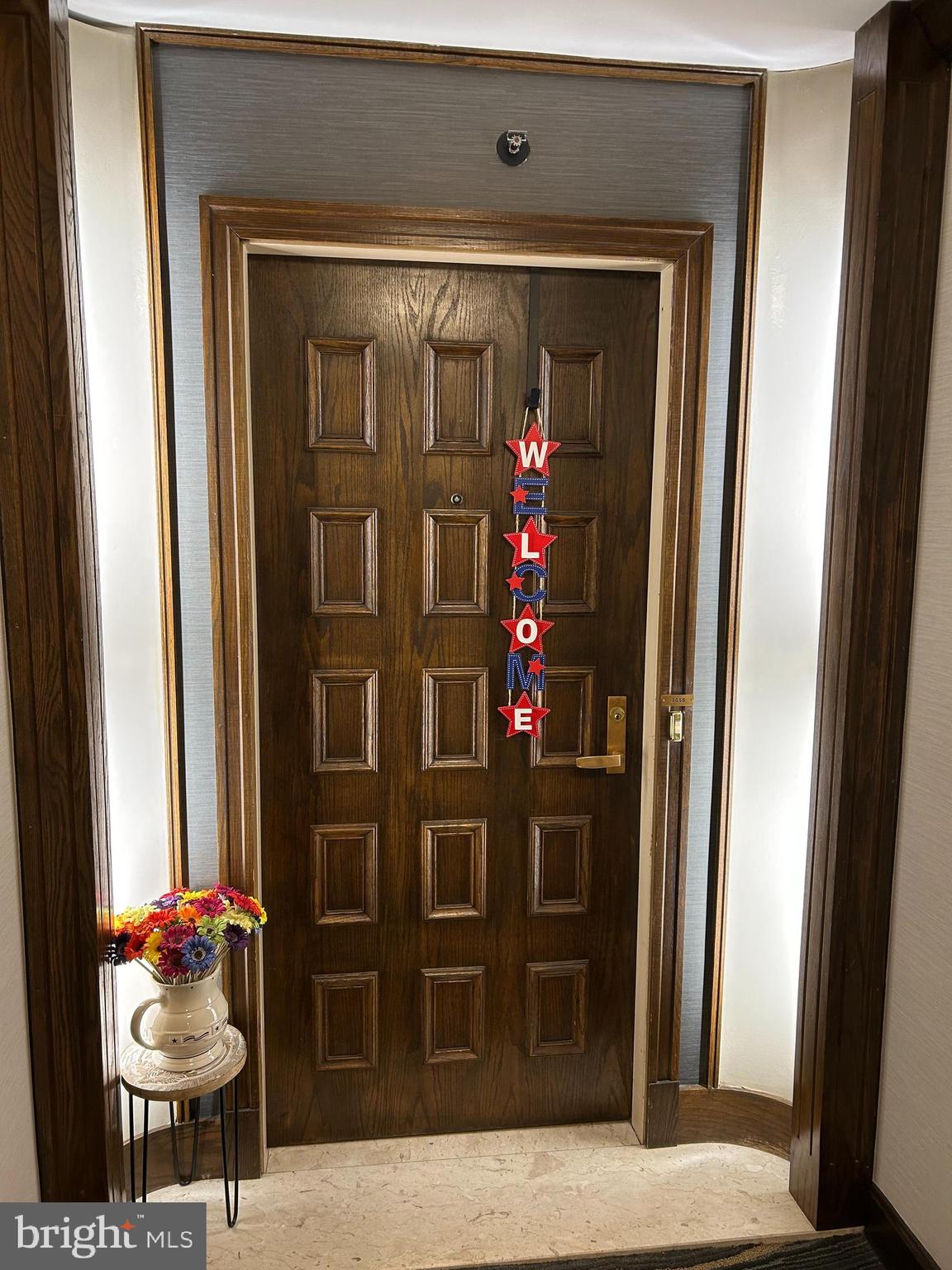 1300 CRYSTAL DRIVE 305S