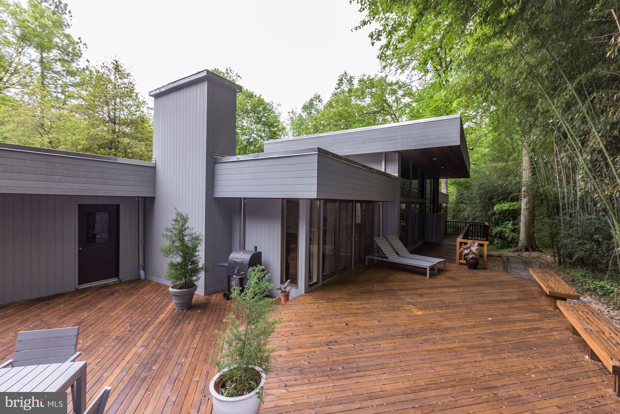 BETHESDA OUTSIDE - Residential