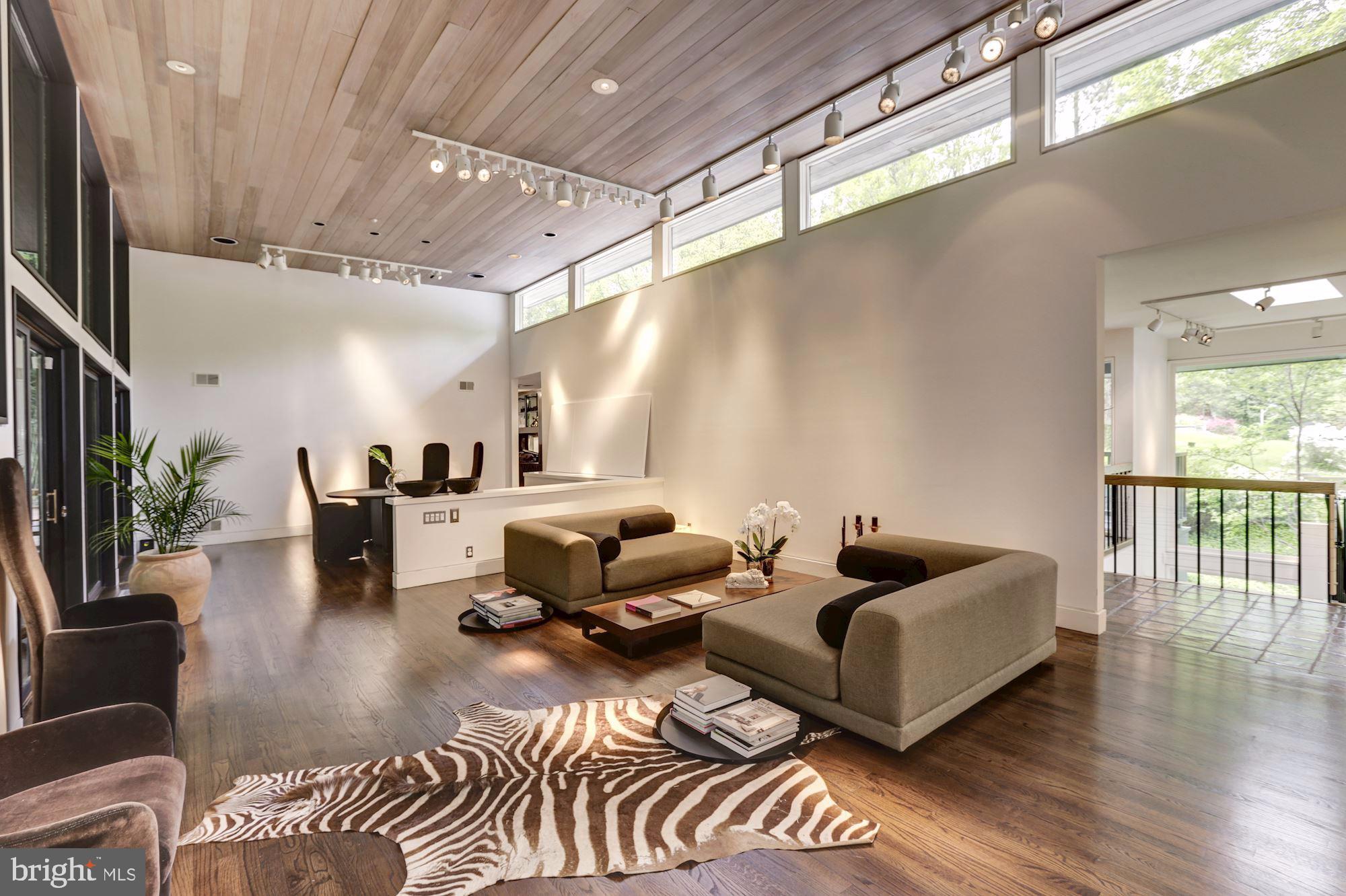 BETHESDA OUTSIDE - Residential