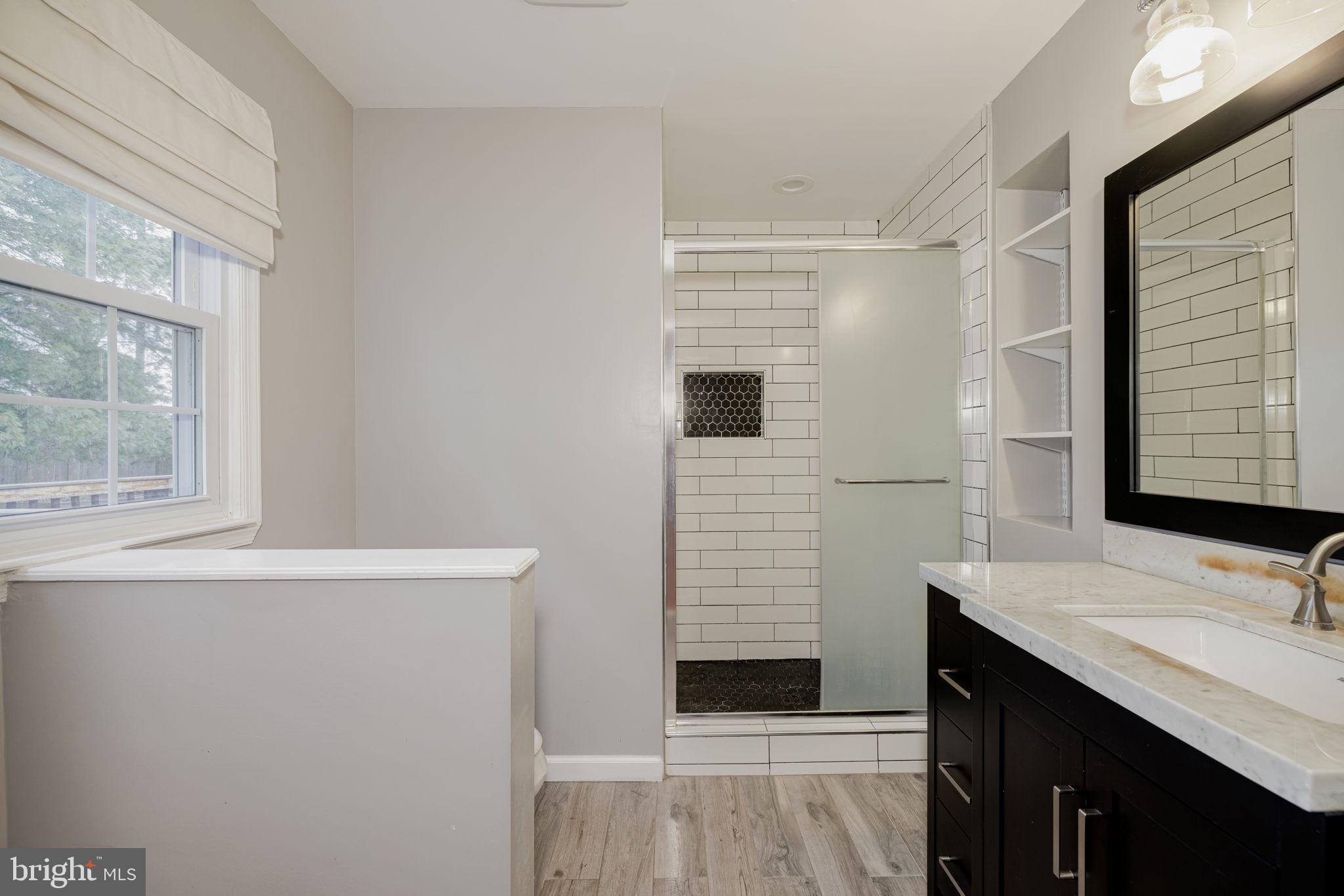 AFTON GLEN - Residential Lease