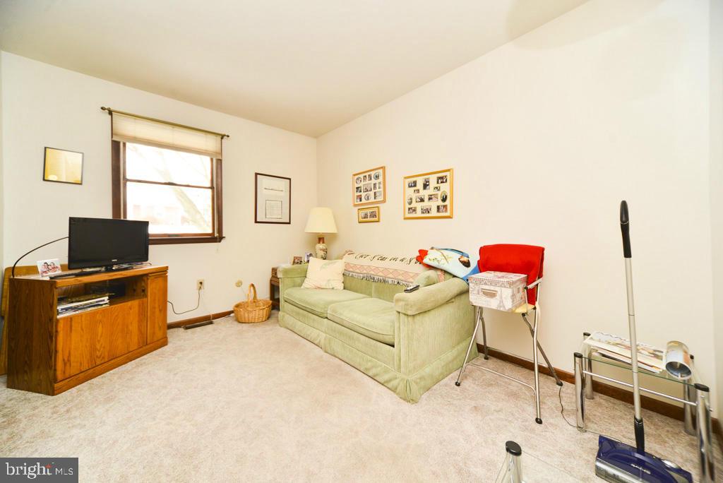 HAMILTON PARK - Residential