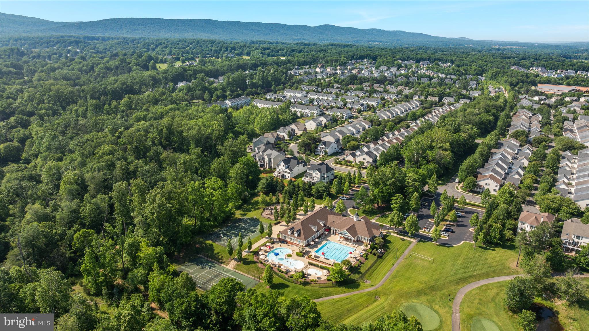 DOMINION VALLEY COUNTRY CLUB - Residential