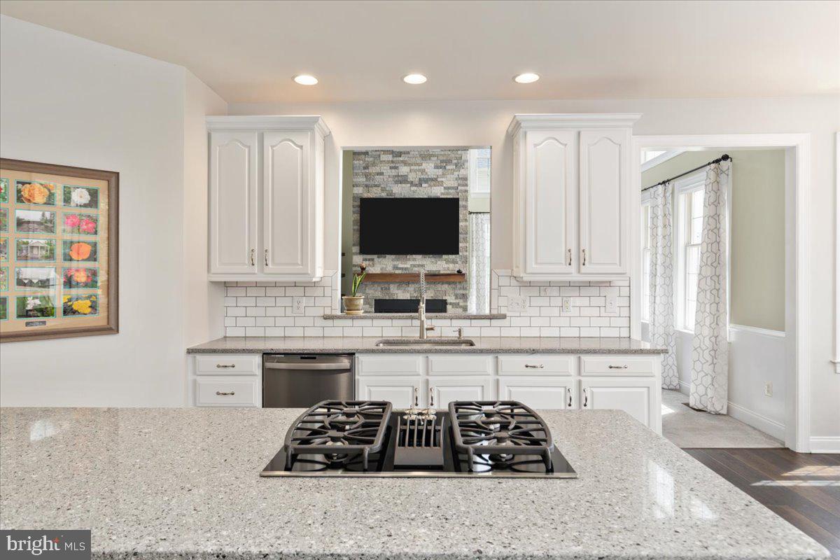 DOMINION VALLEY COUNTRY CLUB - Residential