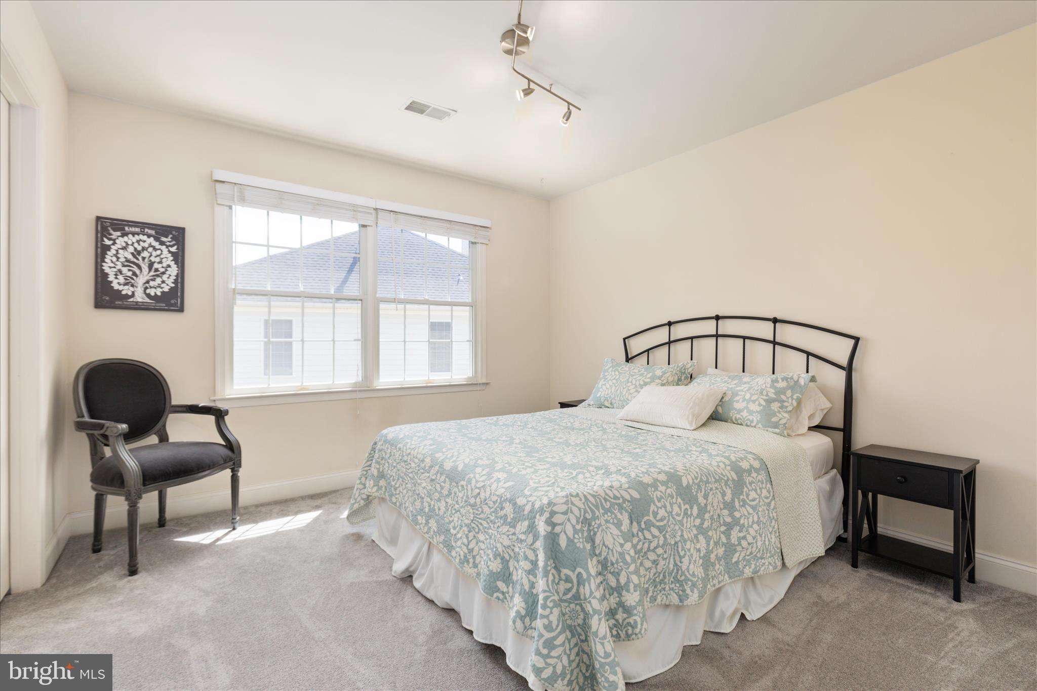 DOMINION VALLEY COUNTRY CLUB - Residential