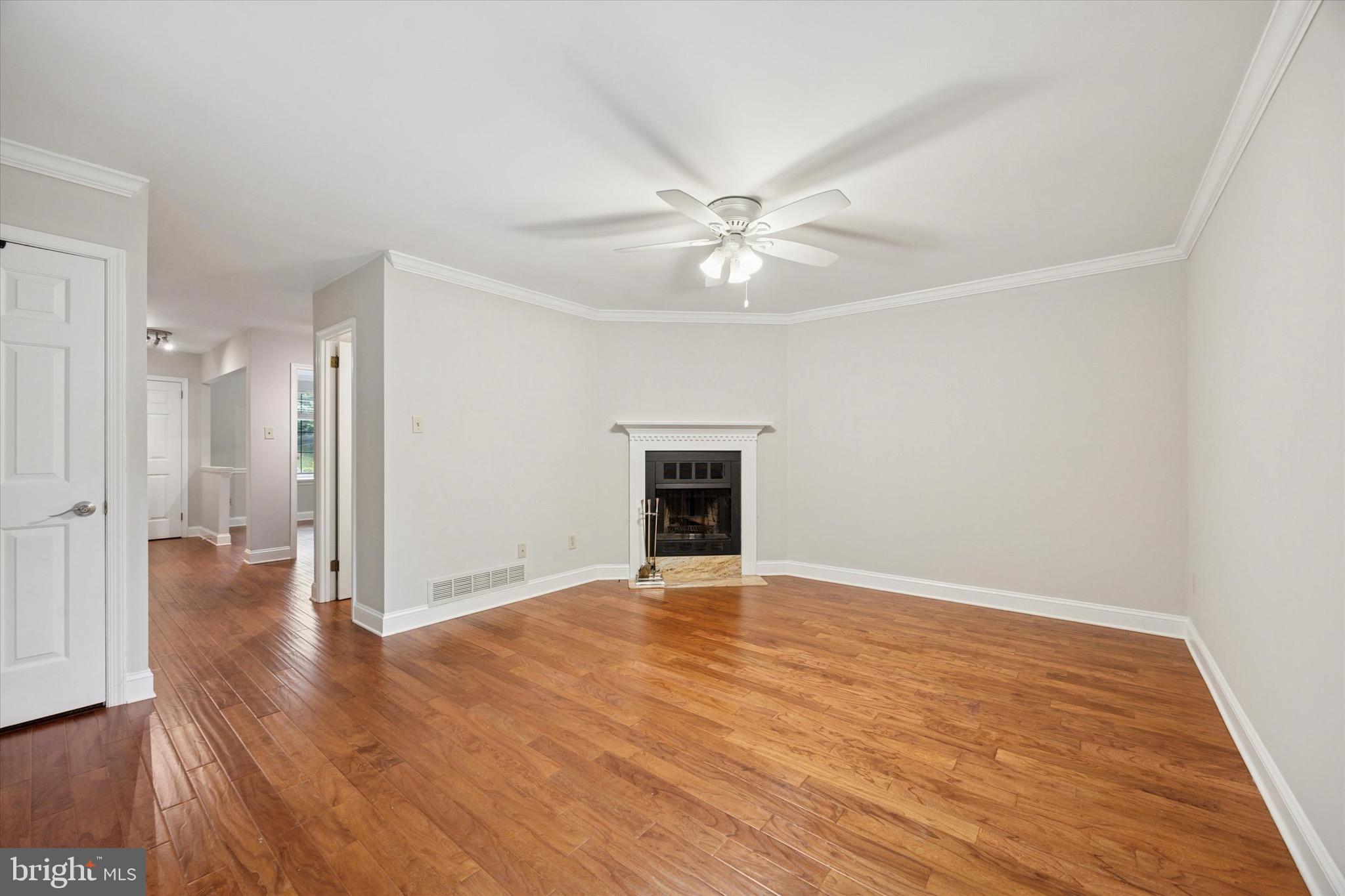 EAGLE CROSSING - Residential