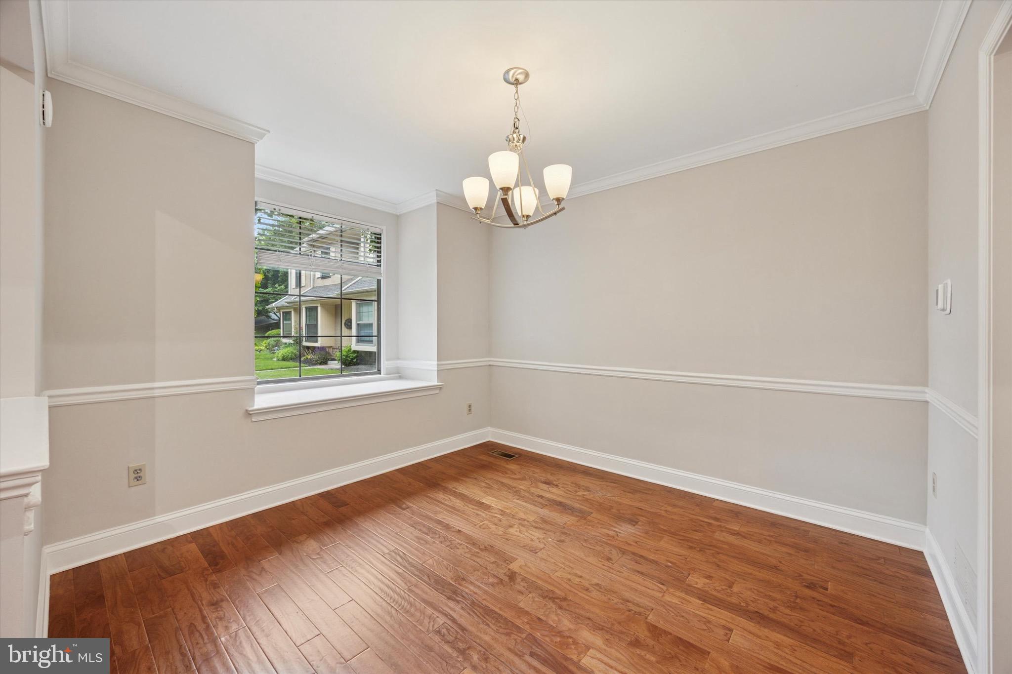 413 EAGLE ROAD #7