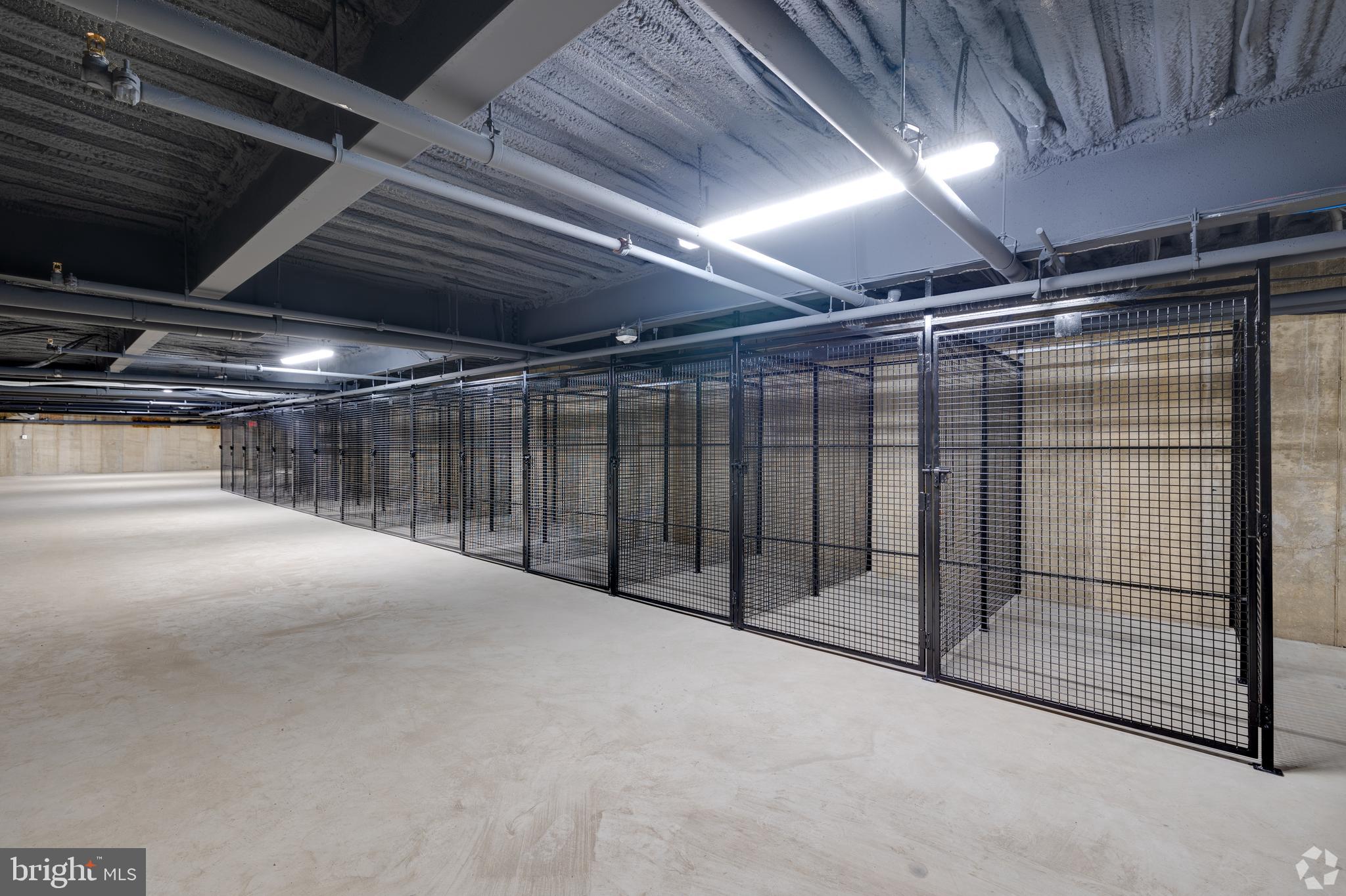 ROXBOROUGH - Residential Lease