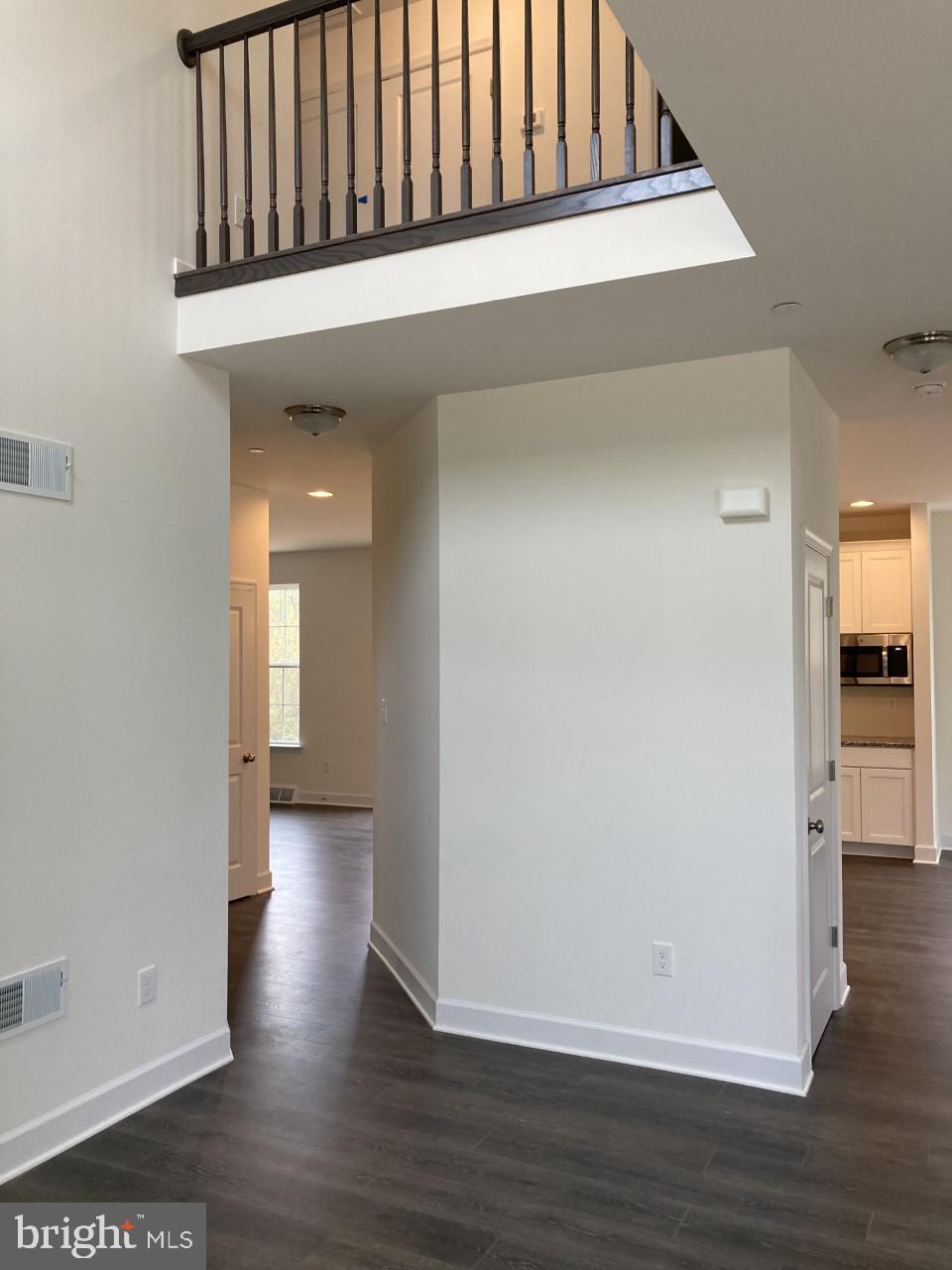 HAMPSTEAD - Residential