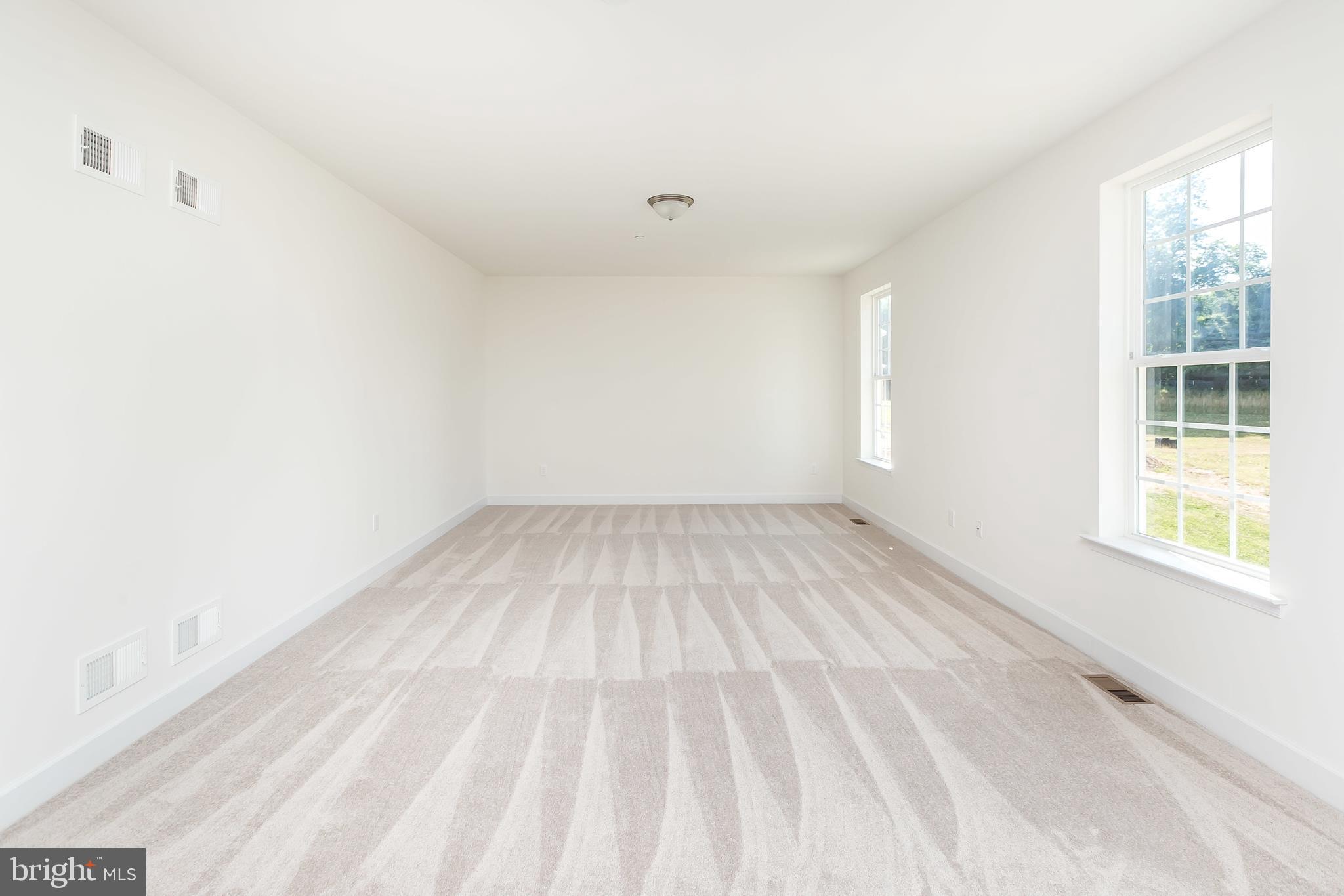 HAMPSTEAD - Residential