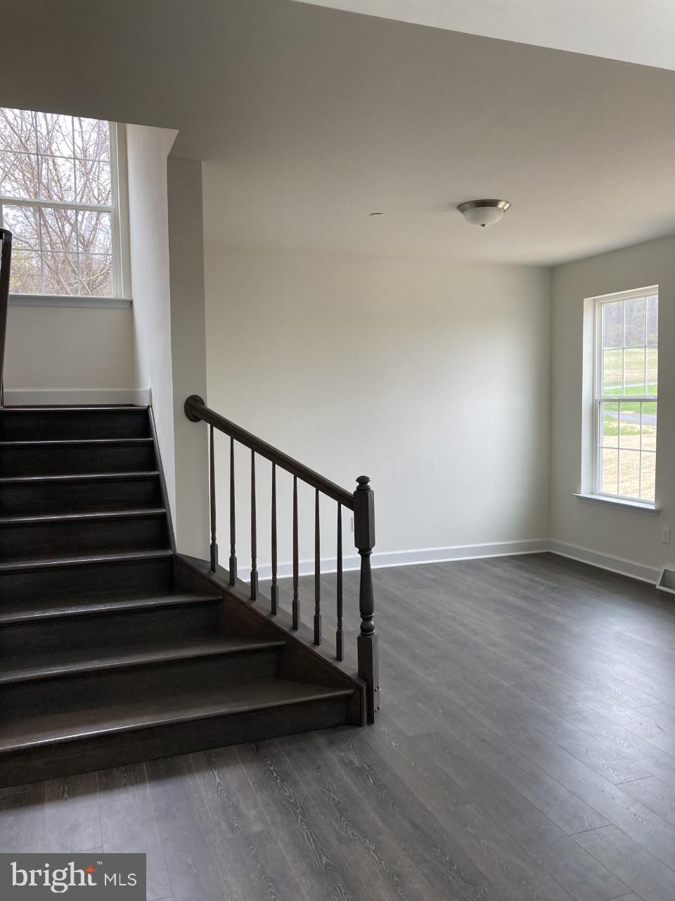 HAMPSTEAD - Residential