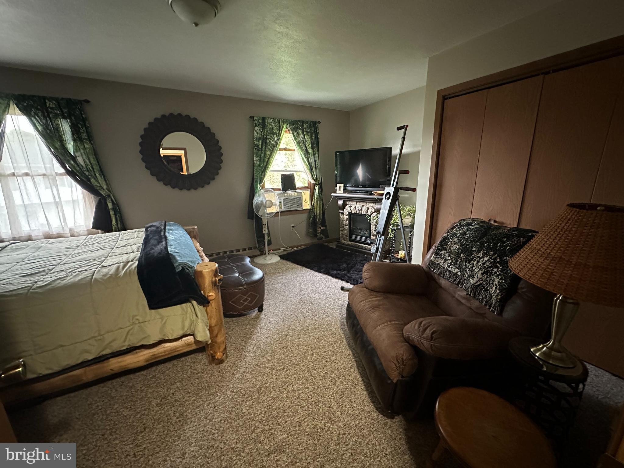 GREENTREE - Commercial Sale