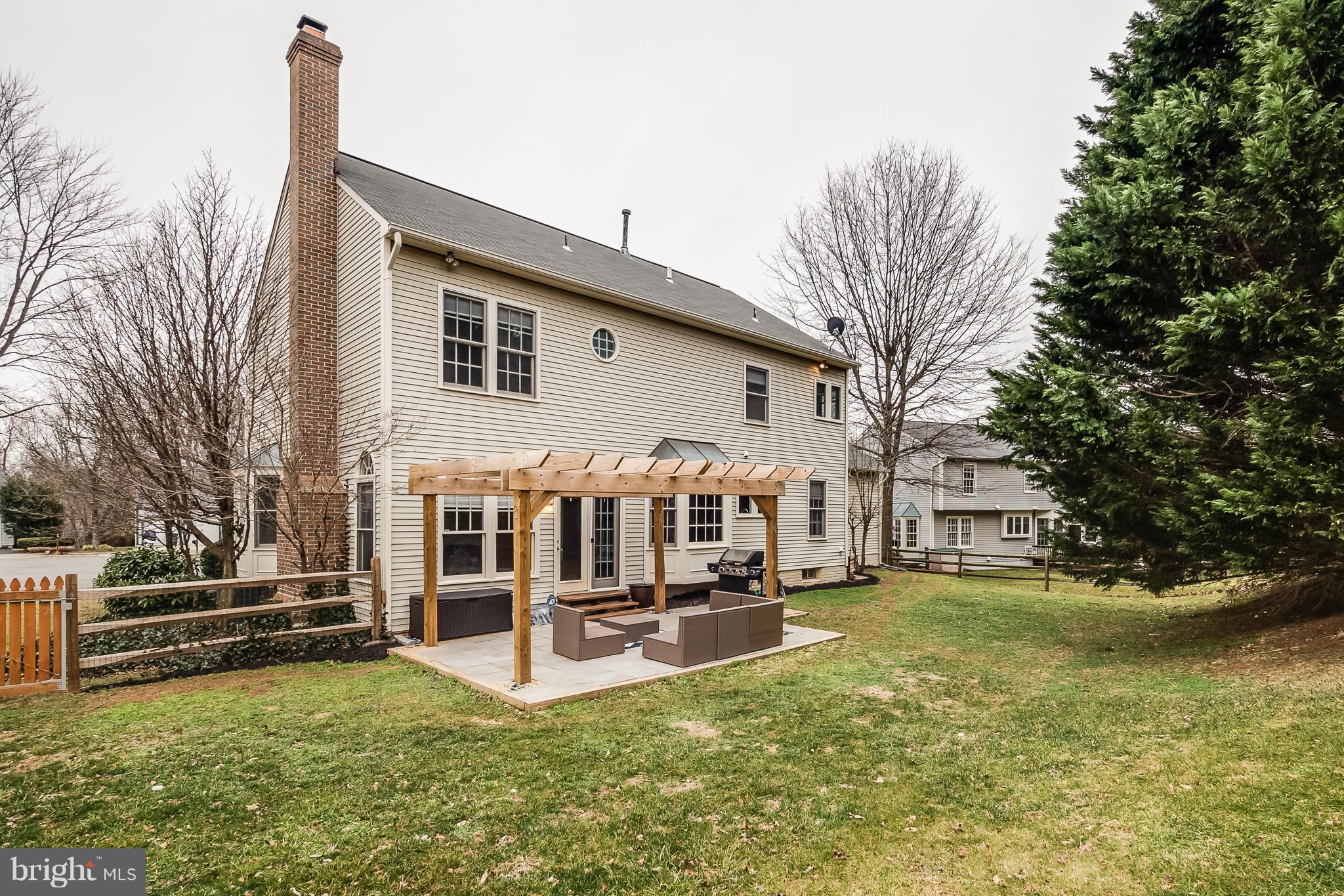 POTOMAC LAKES - Residential