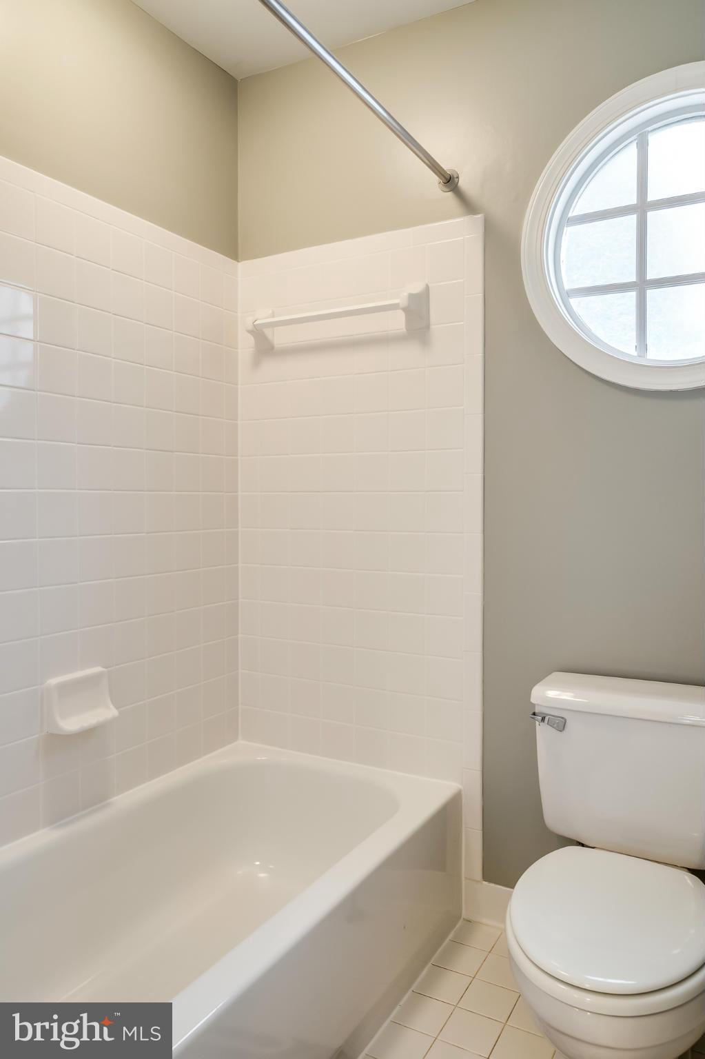 POTOMAC LAKES - Residential