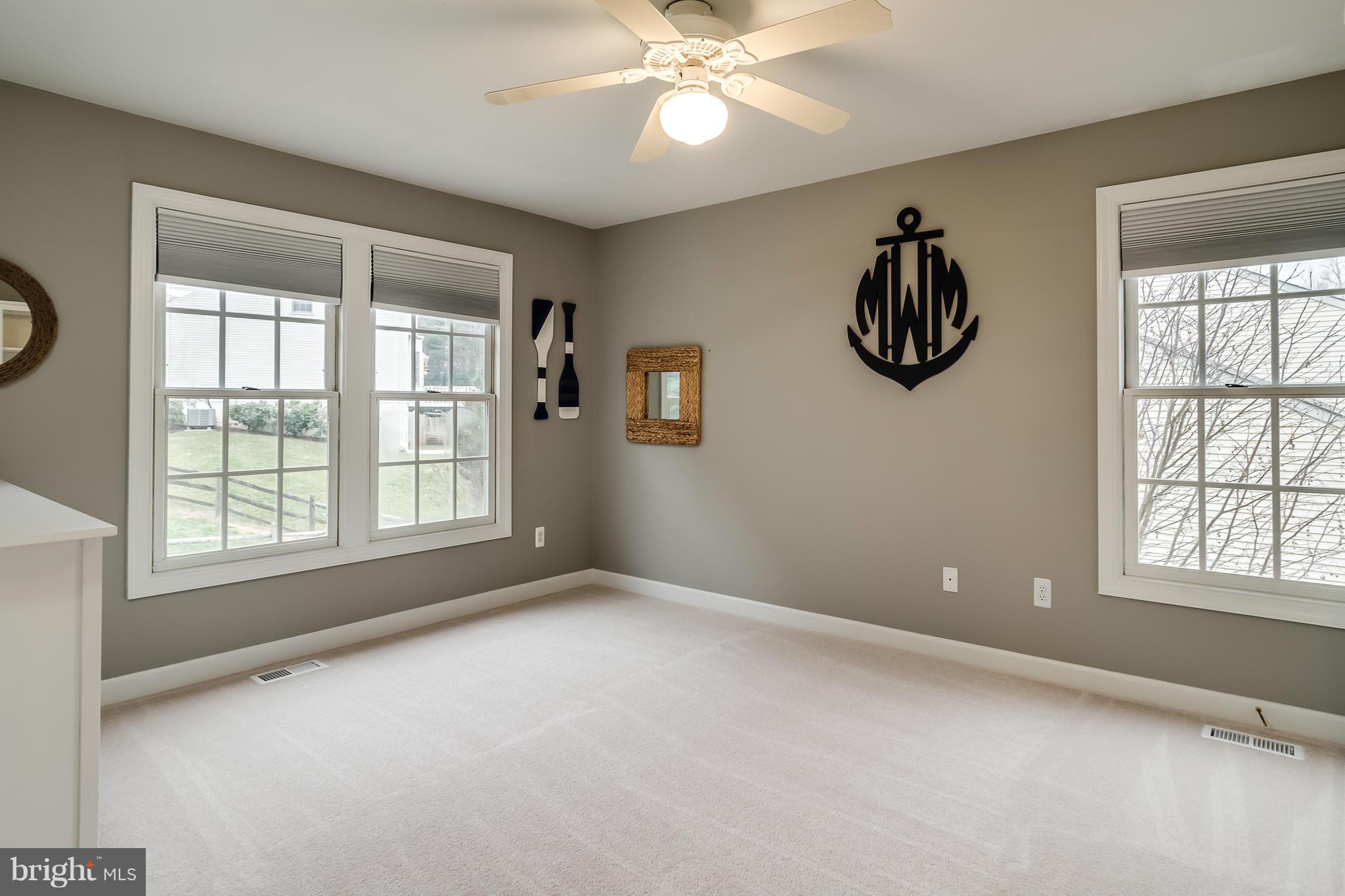 POTOMAC LAKES - Residential