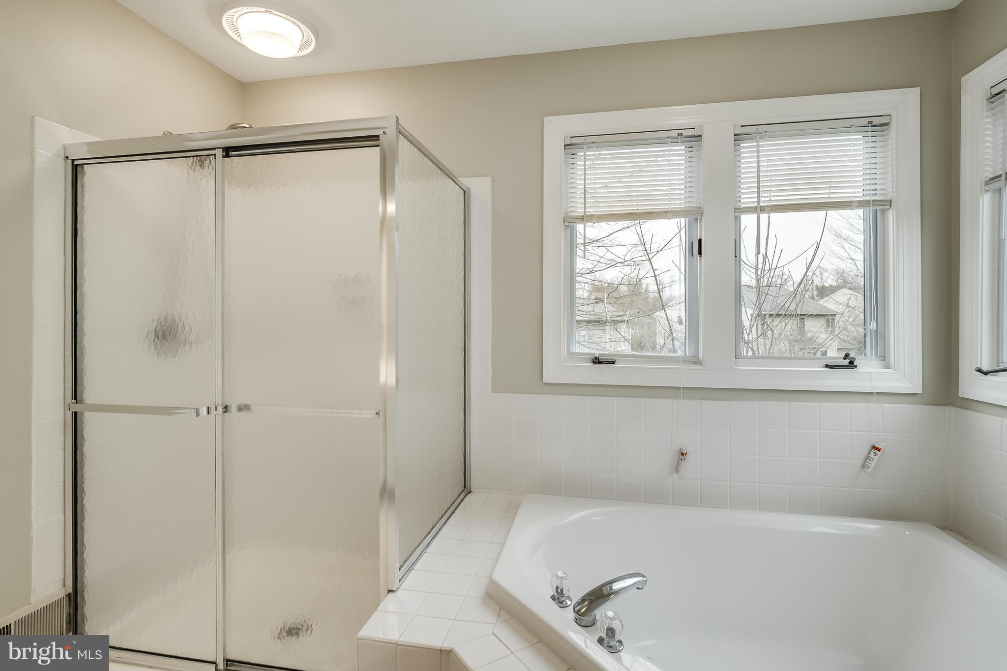 POTOMAC LAKES - Residential