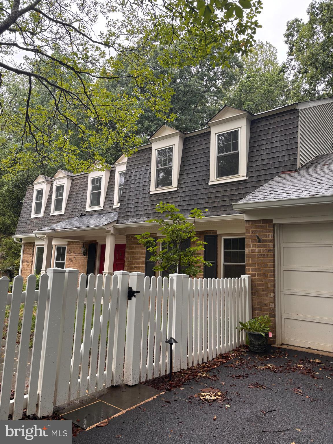 2648 BLACK FIR COURT