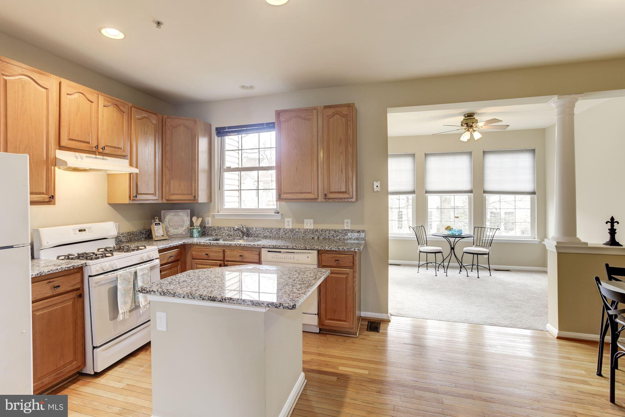 RIVER OAKS - Residential