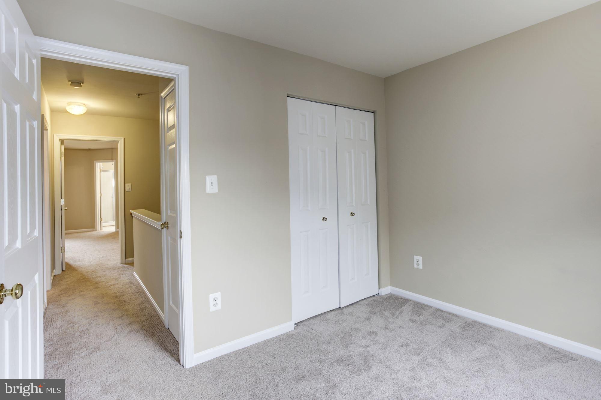 RIVER OAKS - Residential