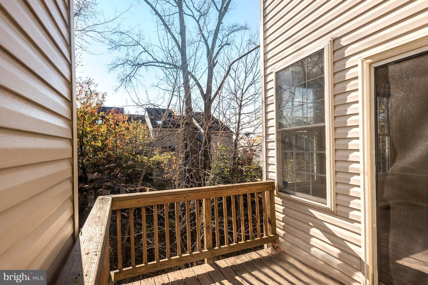 RIVER OAKS - Residential