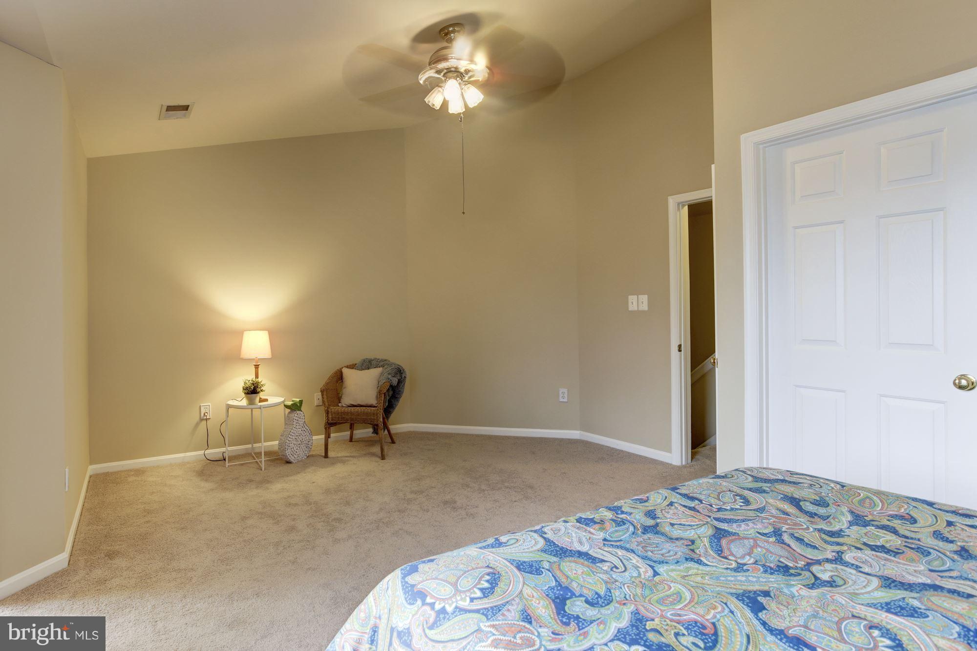 RIVER OAKS - Residential