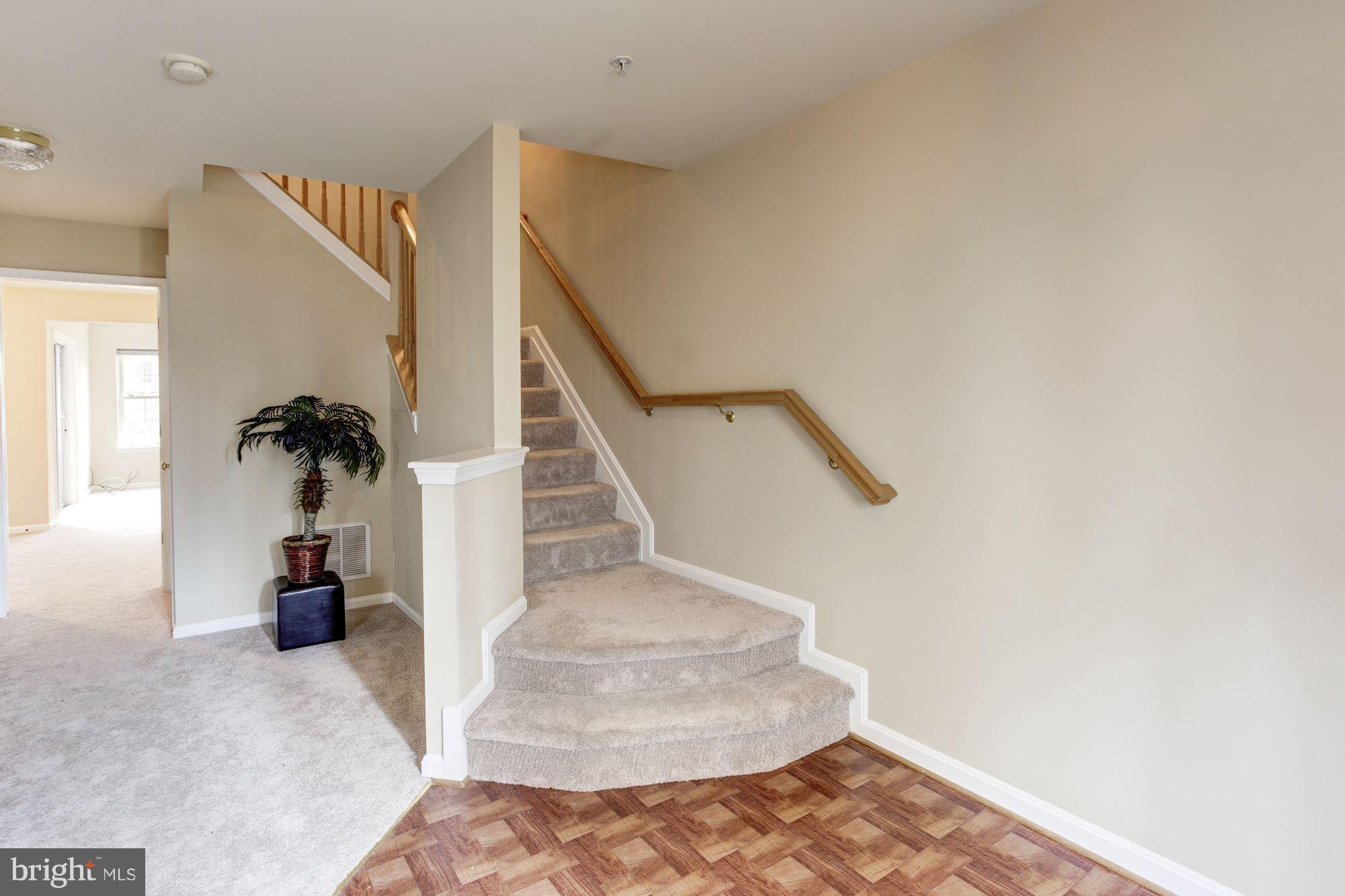 RIVER OAKS - Residential