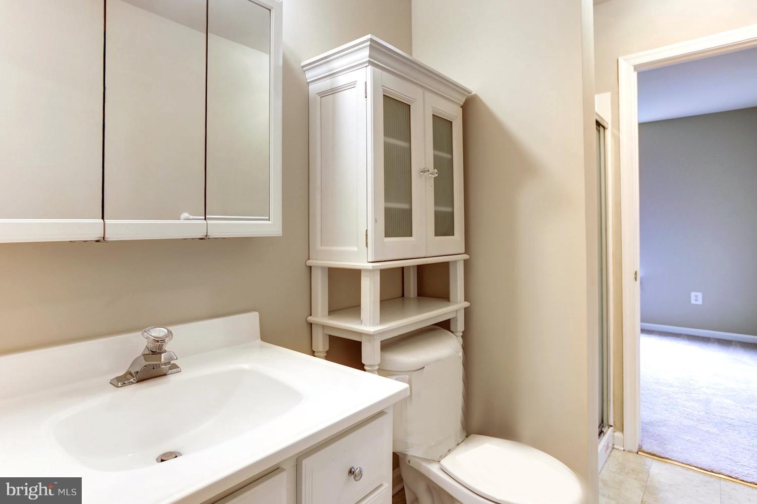 RIVER OAKS - Residential