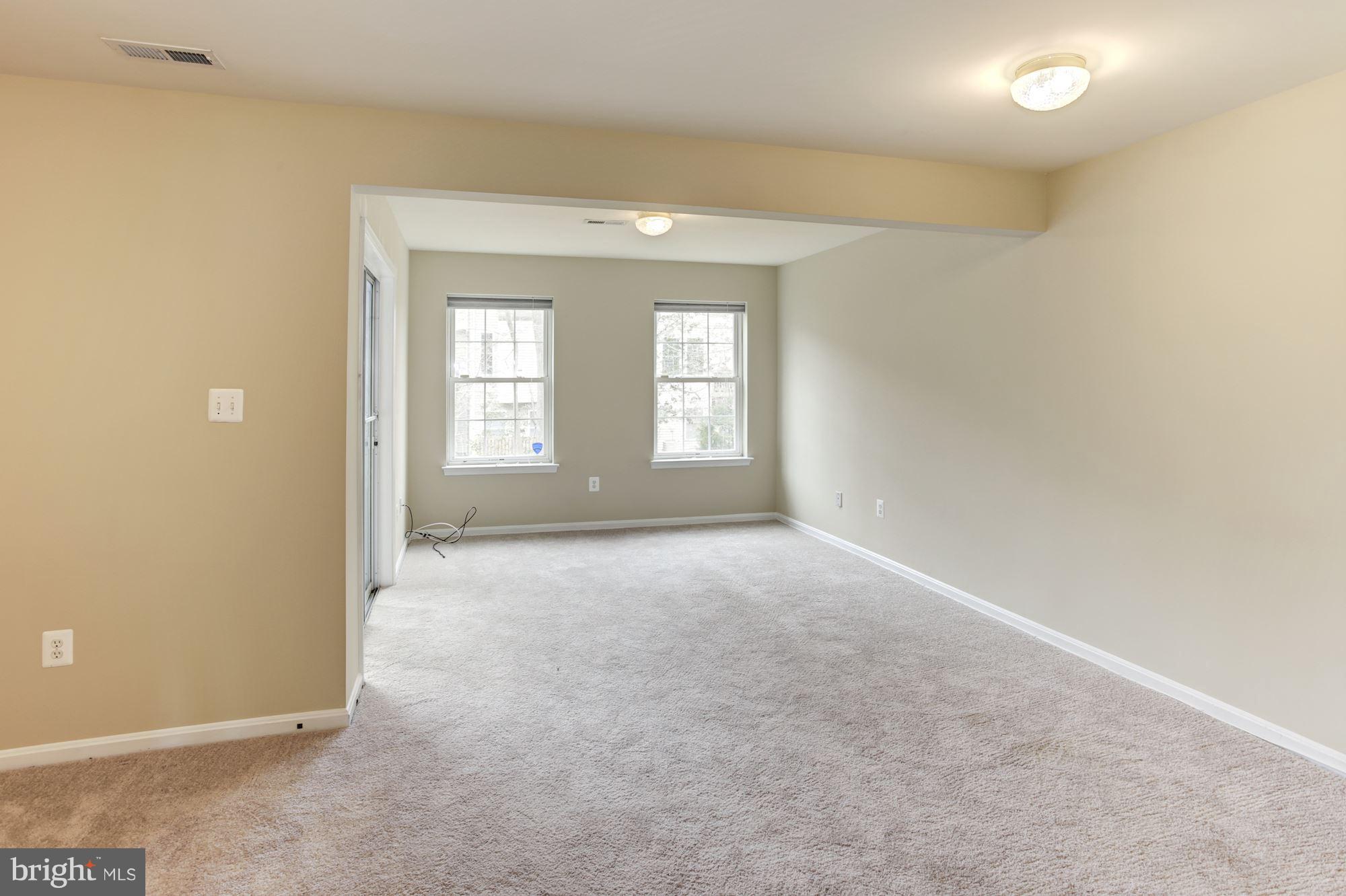 RIVER OAKS - Residential