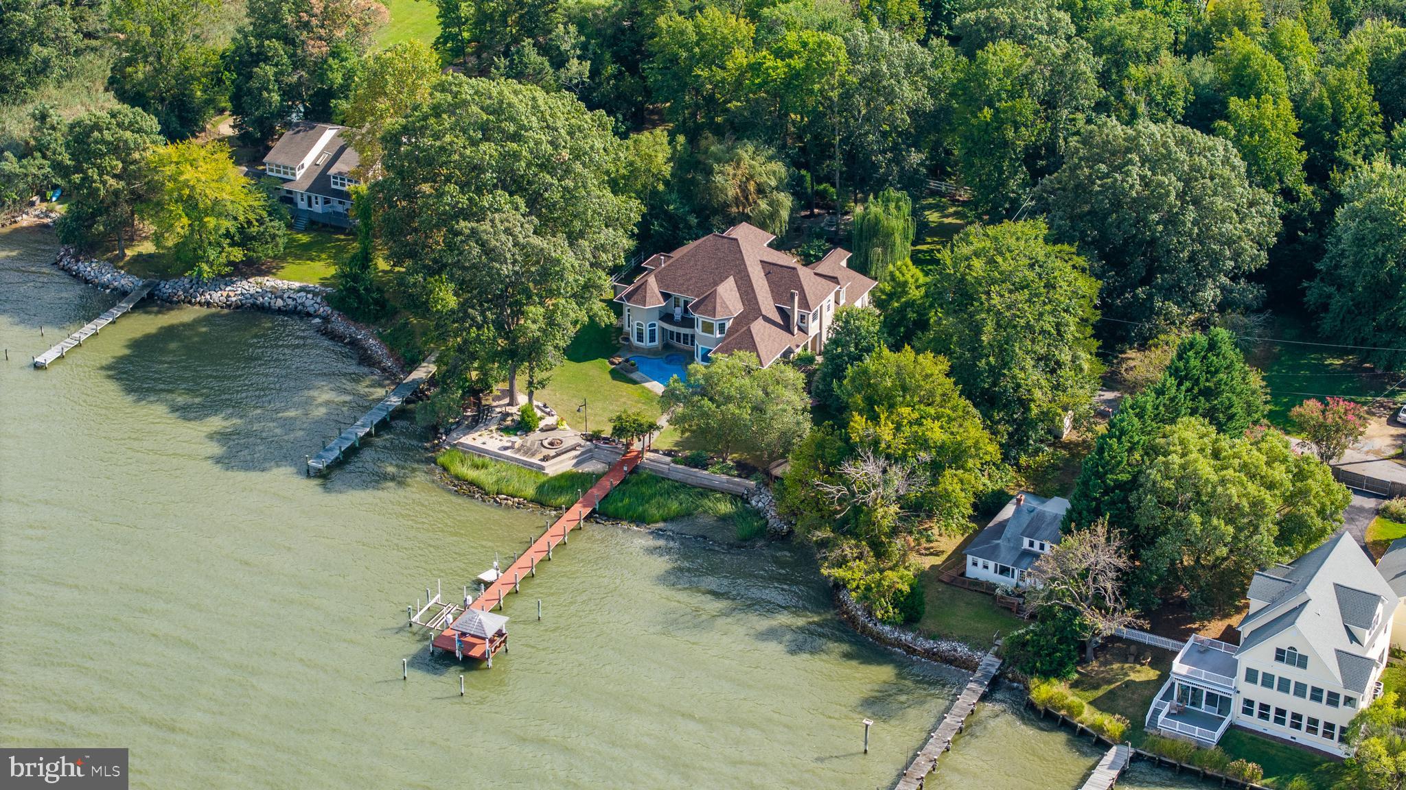 SHADY SIDE - Residential