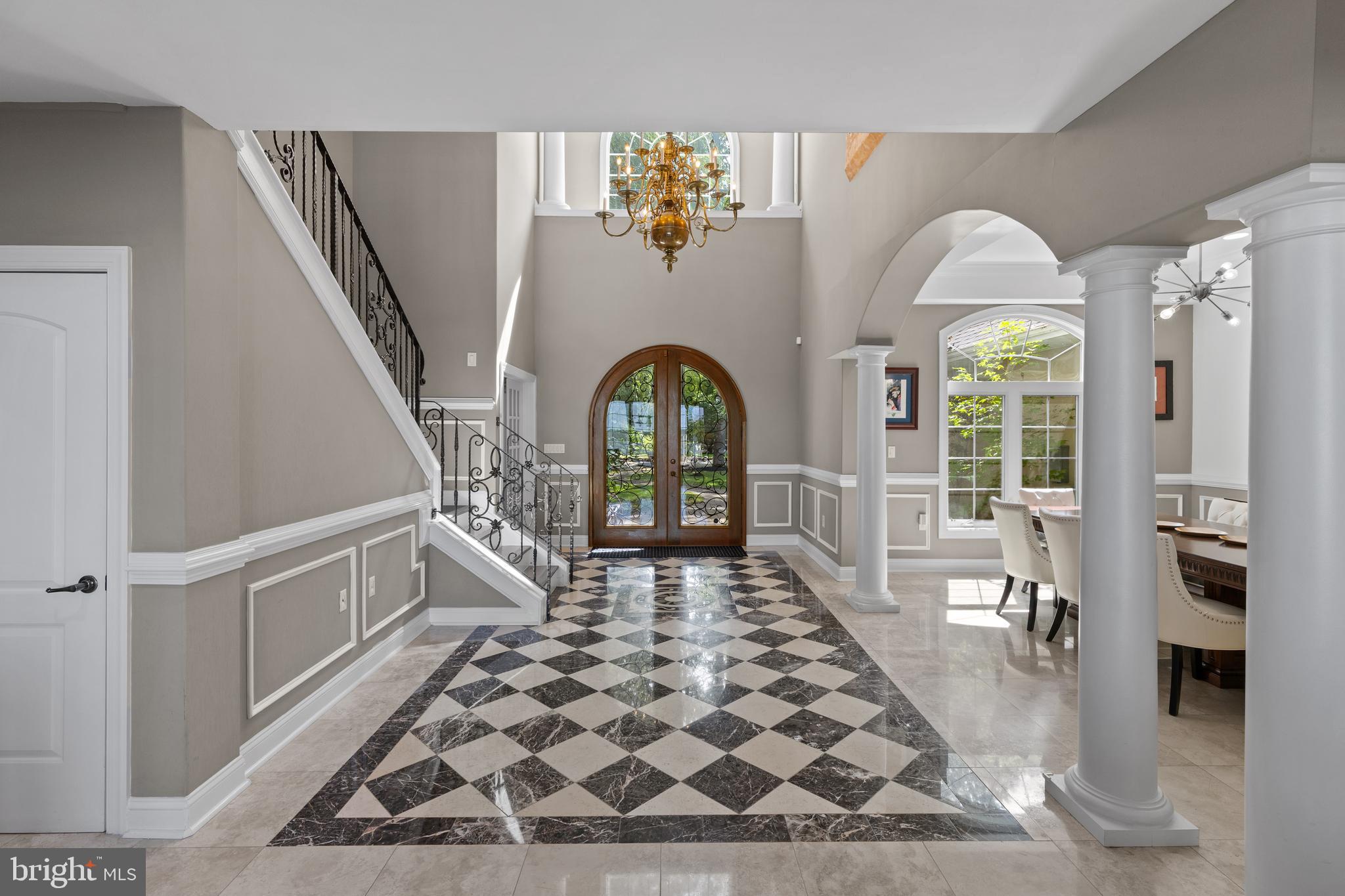 SHADY SIDE - Residential