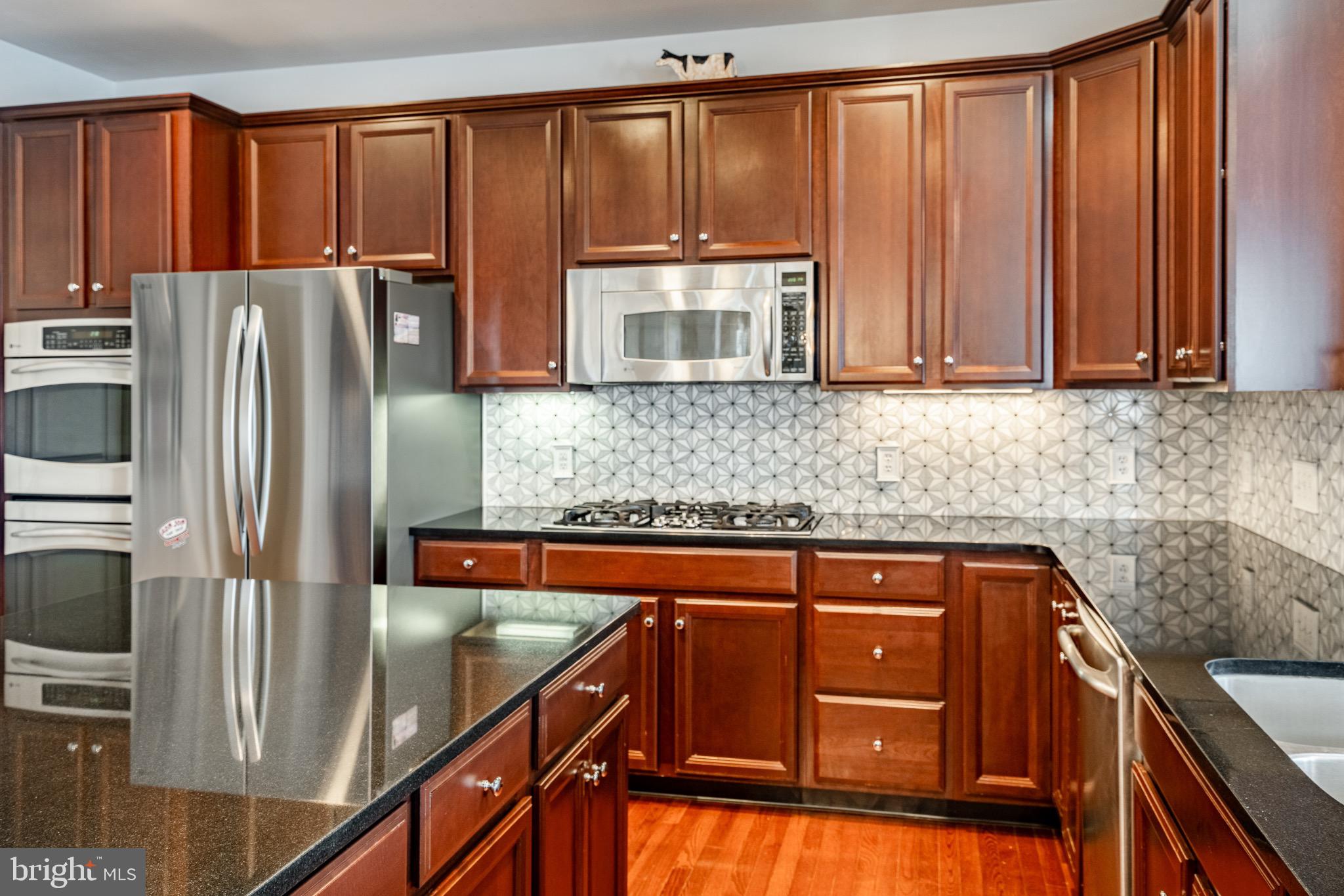 APPLECROSS - Residential