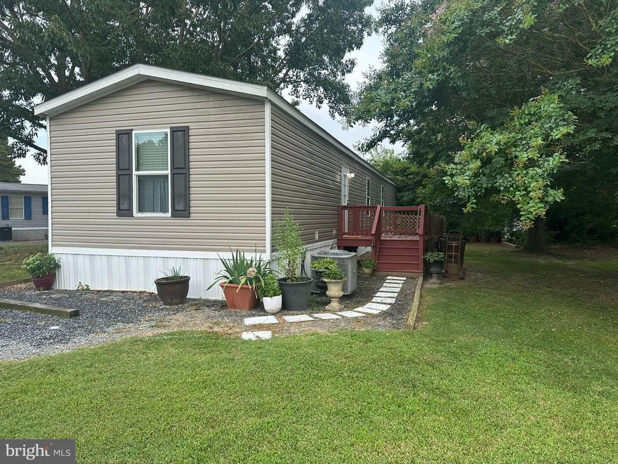 Move-In Ready 3BR/2BA Home in Dover Bridge Park – Built in 2020!

Looking for a comfy, modern place to call home? Check out this 3 bedroom, 2 bath mobile home in Dover Bridge Park—just built in 2020 and ready for you to move right in!

You’ll love the open floor plan that connects the kitchen, dining, and living room—great for hanging out or hosting friends. The home features luxury vinyl plank flooring throughout, so it looks great and is super easy to clean. Step up onto the nice side deck and walk right into your bright, welcoming kitchen.

It’s in a peaceful park setting but still super convenient—just under 7 miles to Route 50 for an easy commute or weekend getaways.

🛏 3 Bedrooms
🛁 2 Full Bathrooms
🏡 Built in 2020
🪵 Stylish Vinyl Plank Flooring
🛻 Quick Access to Rt. 50
📋 Park Application Required

Don’t wait—this one’s move-in ready and available for immediate sale!
