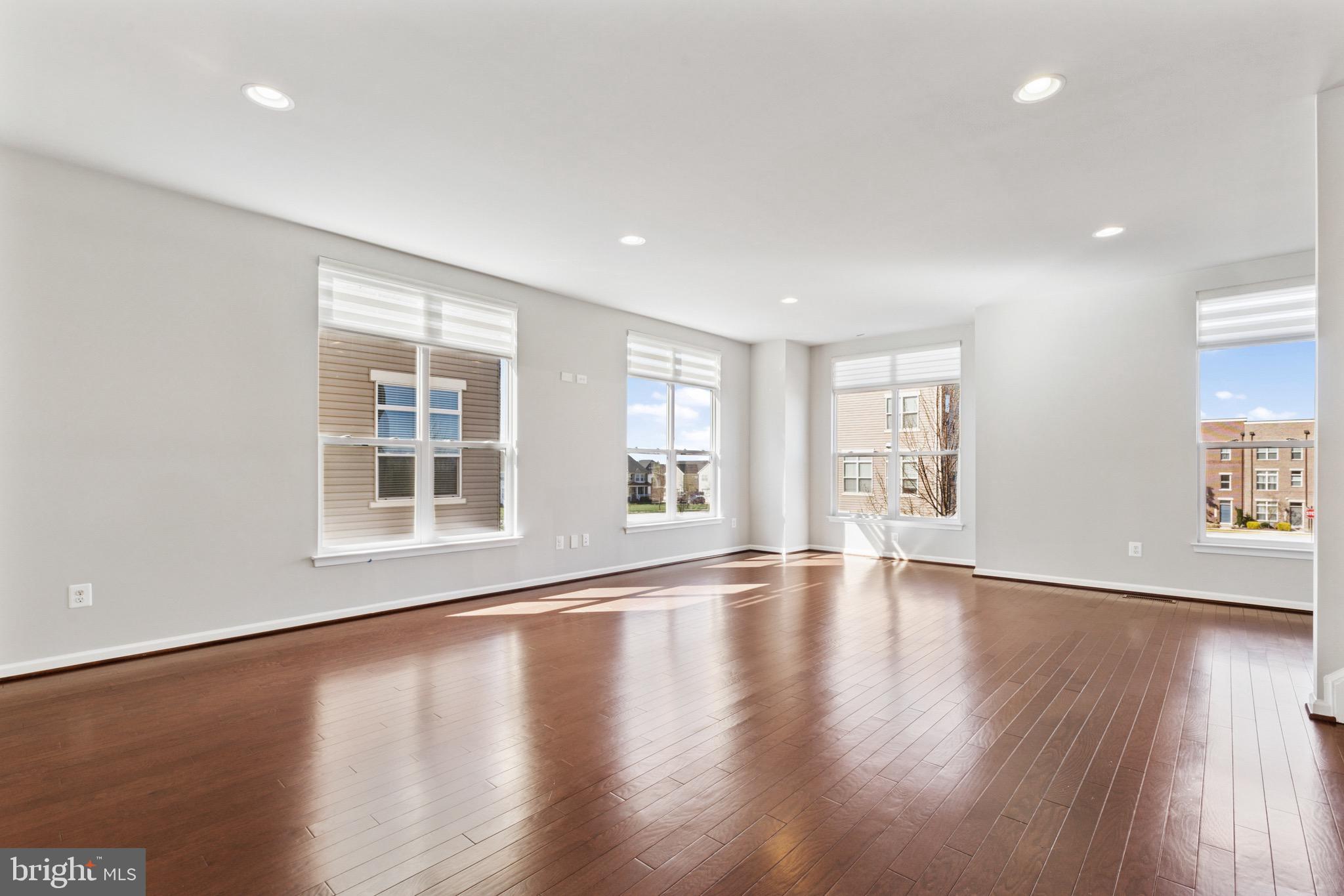 GOOSE CREEK PRESERVE - Residential