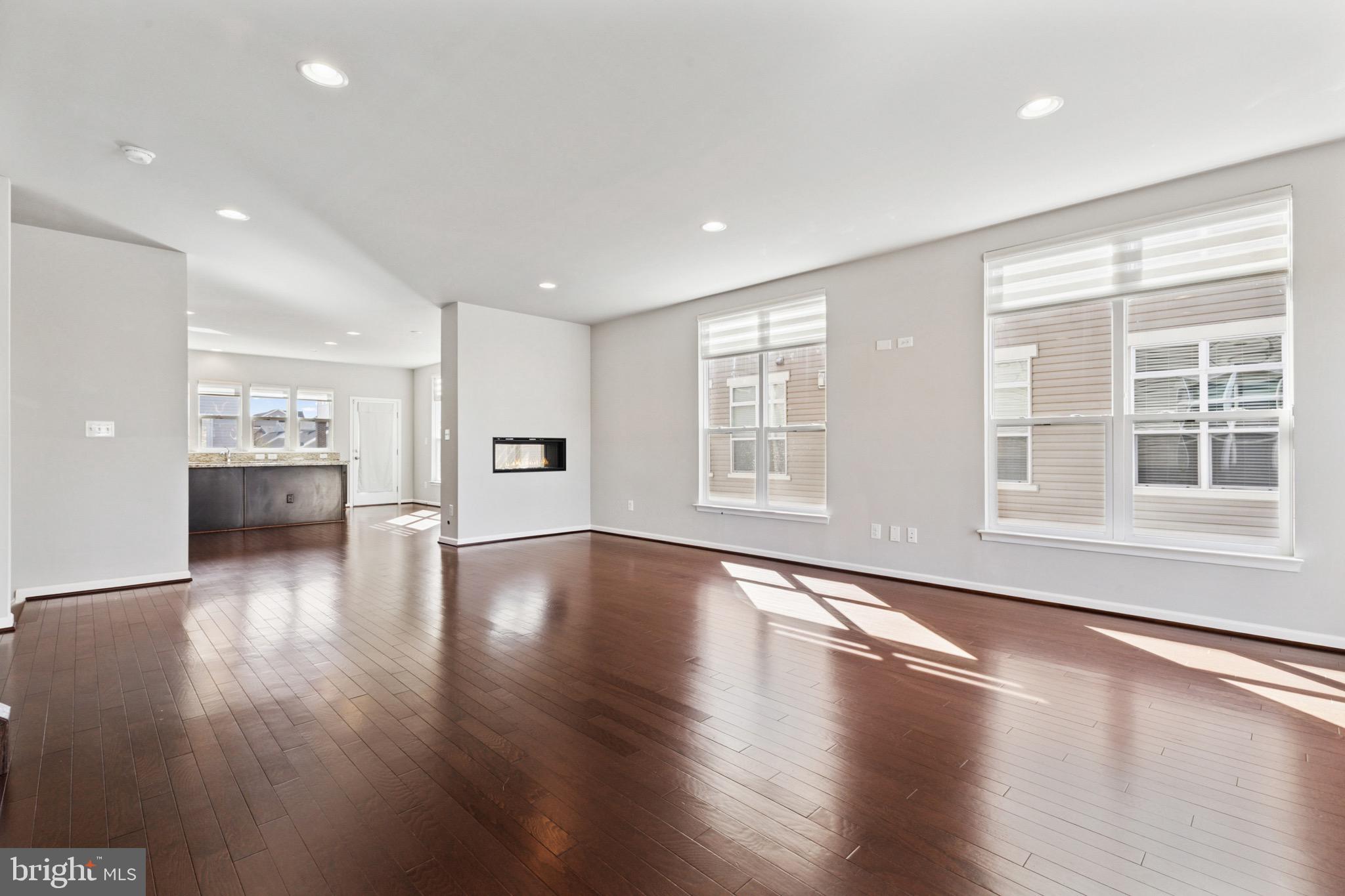 GOOSE CREEK PRESERVE - Residential