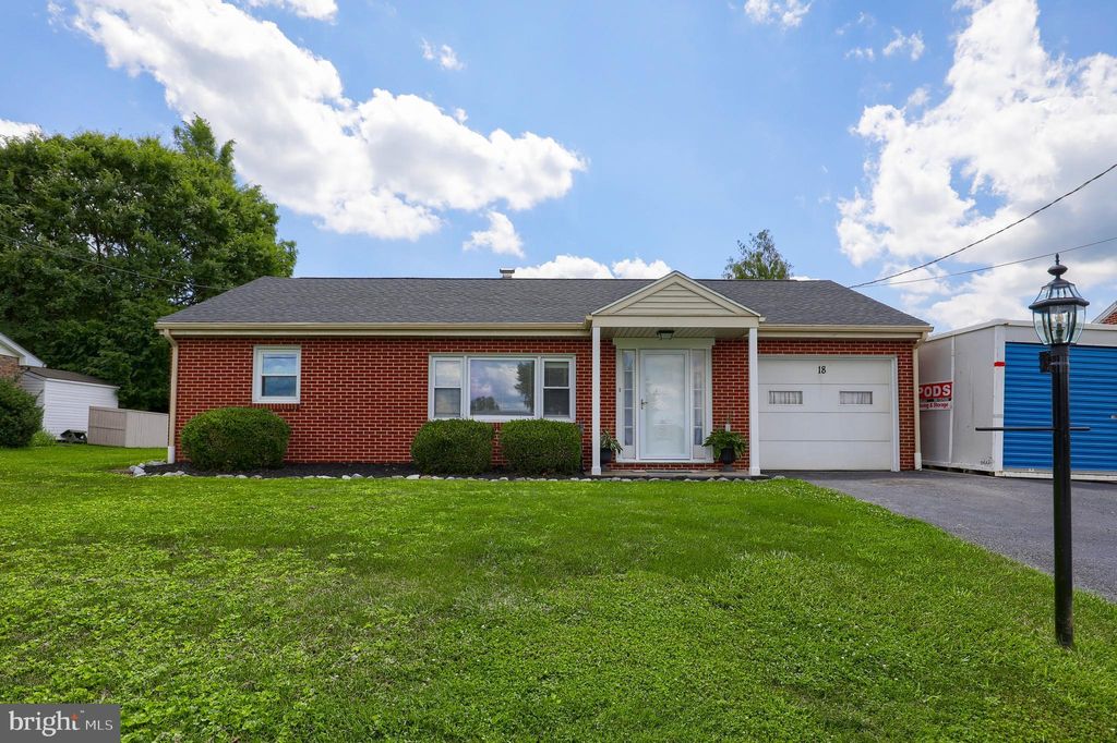 Photo of 18 W PENN GRANT RD, WILLOW STREET, PA 17584 (MLS # PALA2039356)