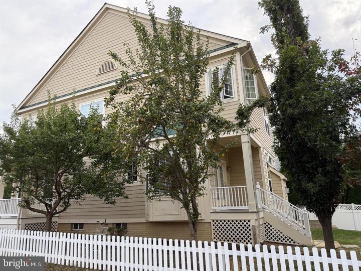 VILLAGES OF URBANA - Residential Lease