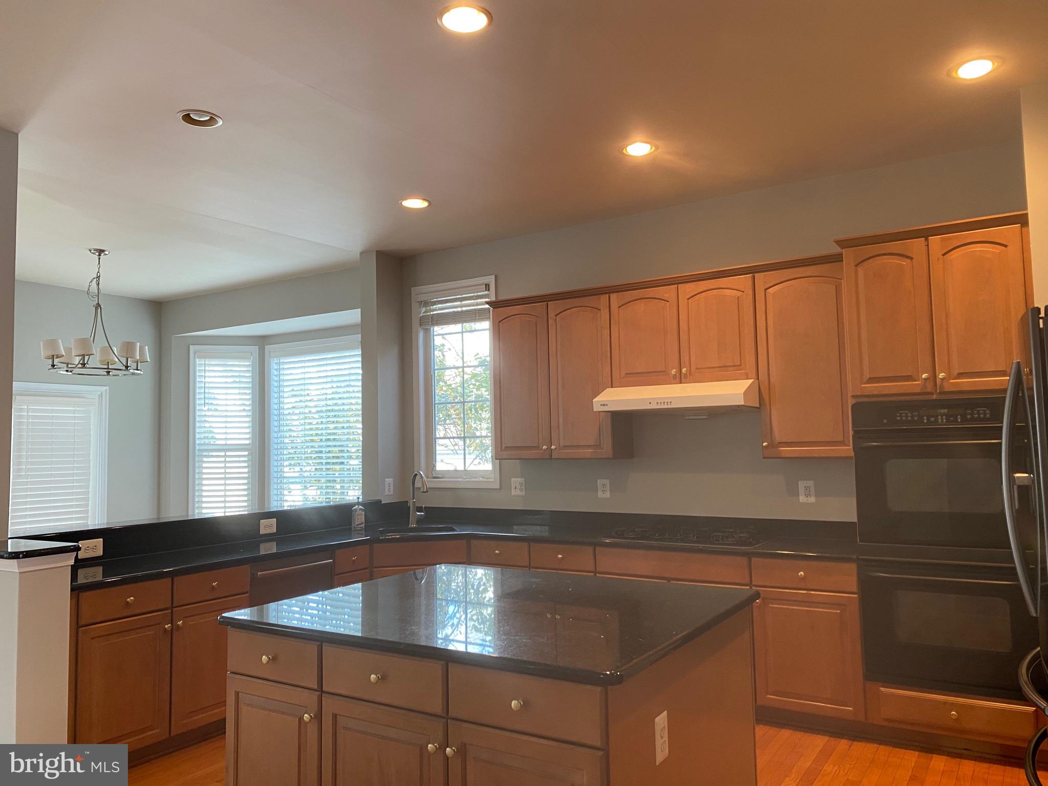 VILLAGES OF URBANA - Residential Lease