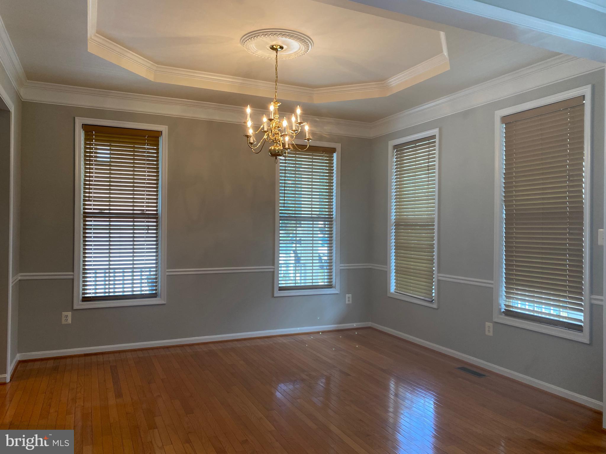 VILLAGES OF URBANA - Residential Lease