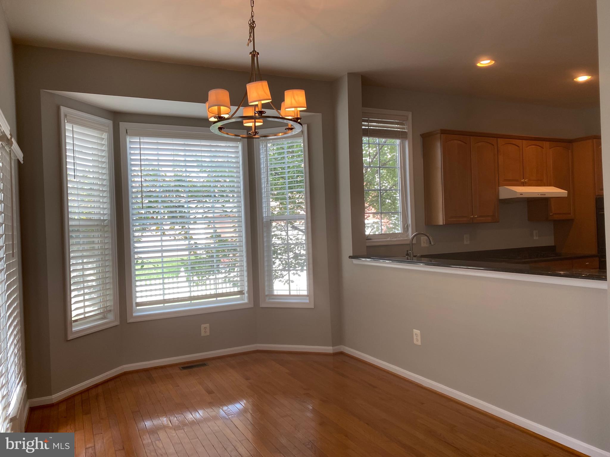 VILLAGES OF URBANA - Residential Lease