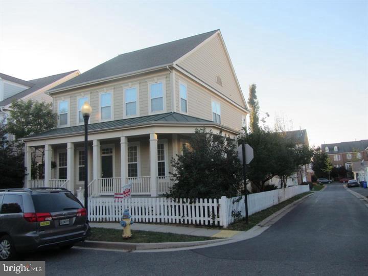 VILLAGES OF URBANA - Residential Lease