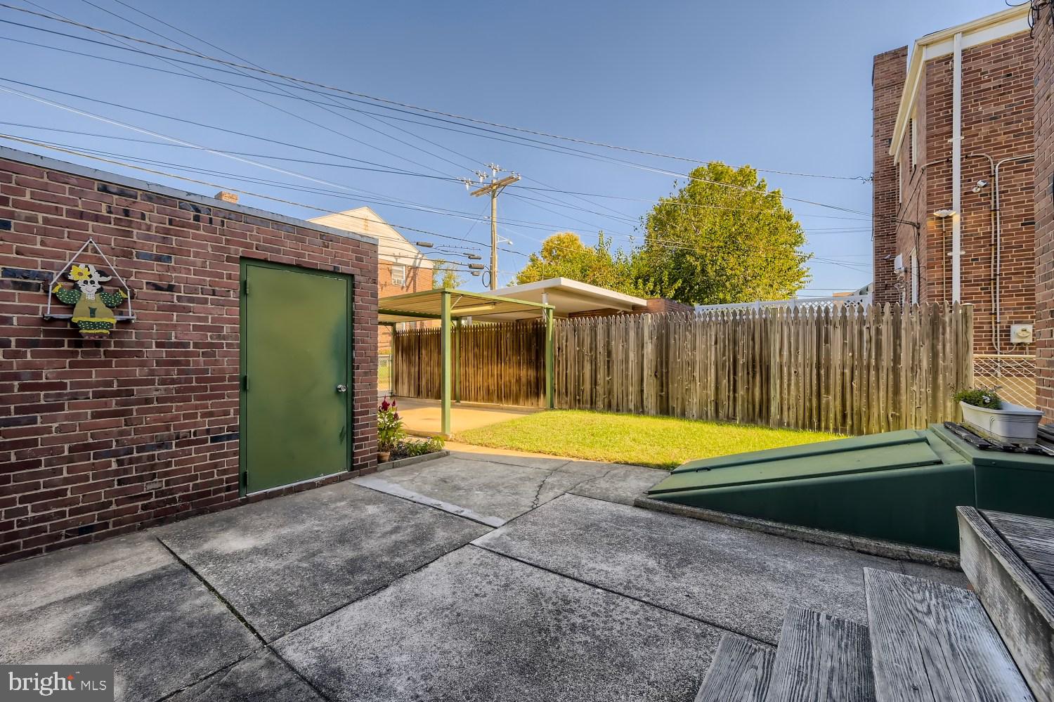 OLD DUNDALK - Residential