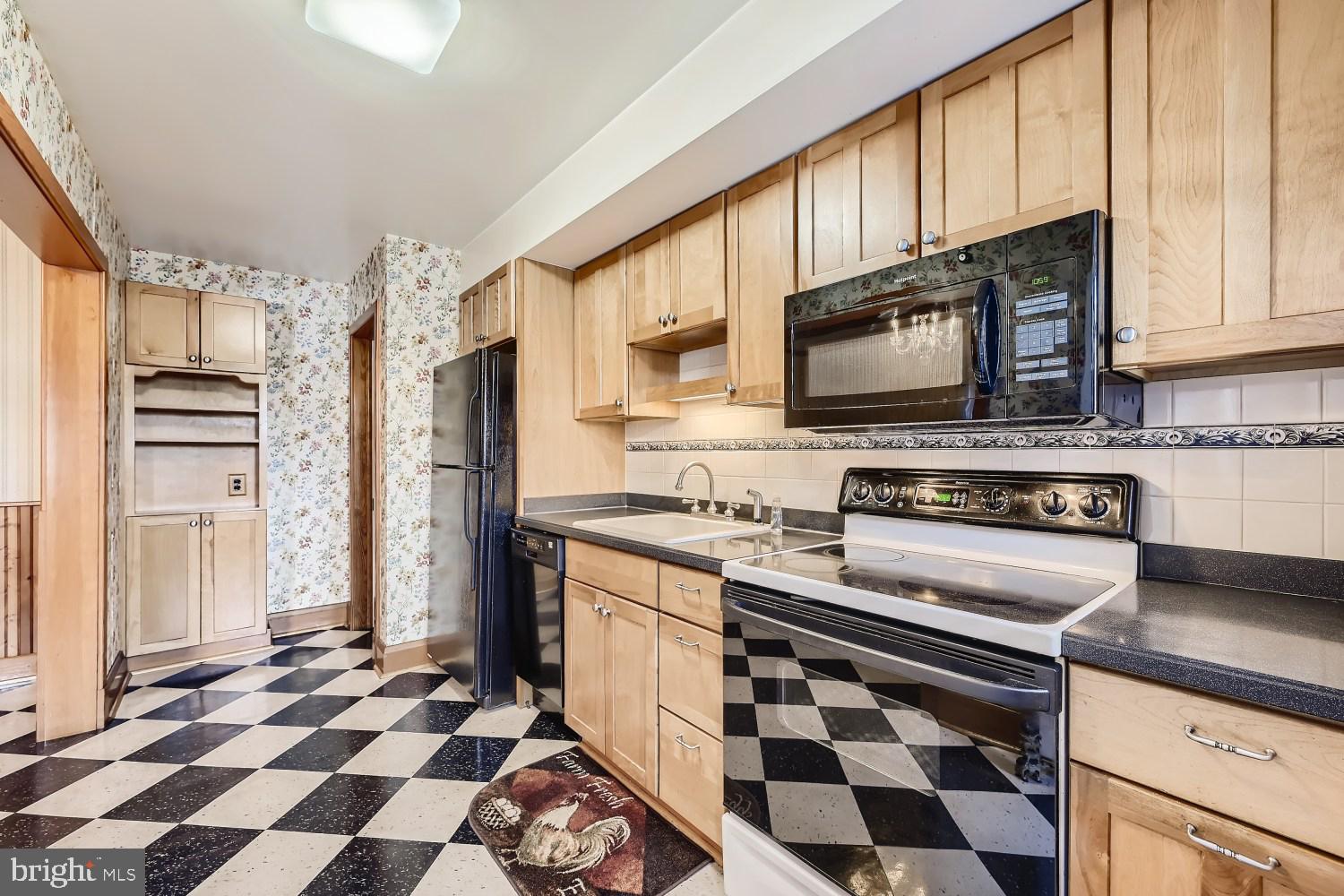 OLD DUNDALK - Residential