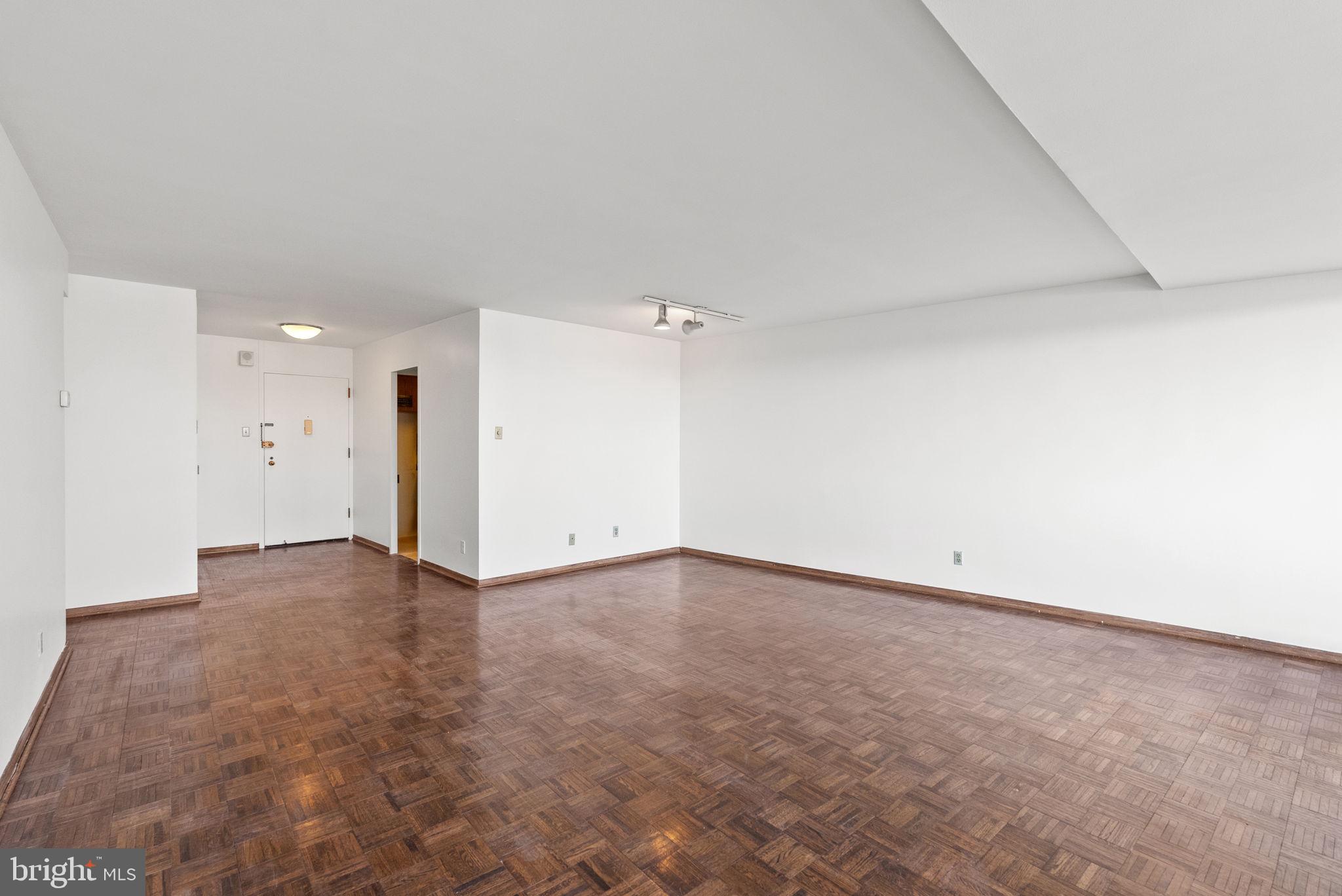 2500 VIRGINIA AVENUE NW 1112-S