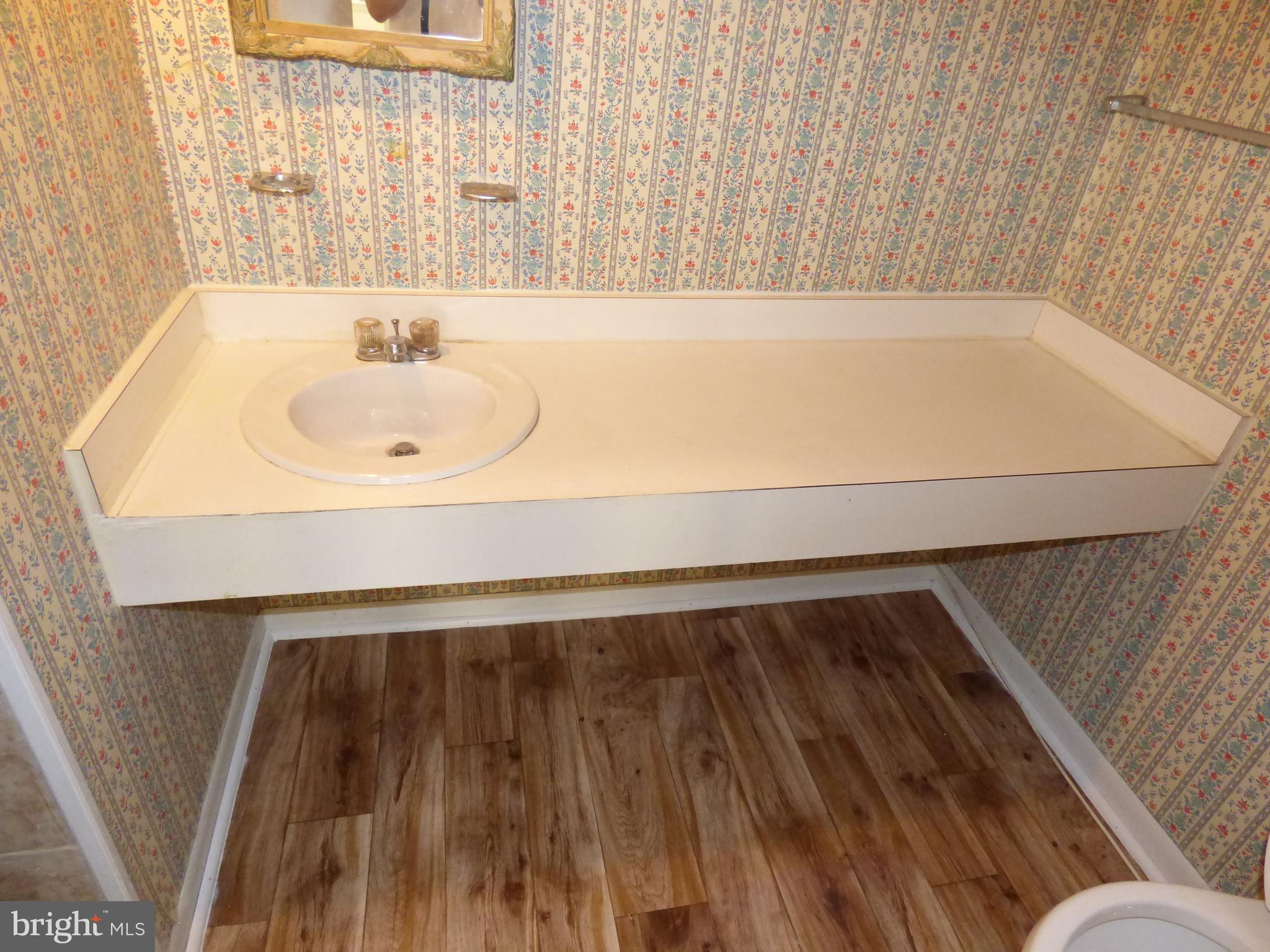 JEFFERSON PLACE - Residential Lease