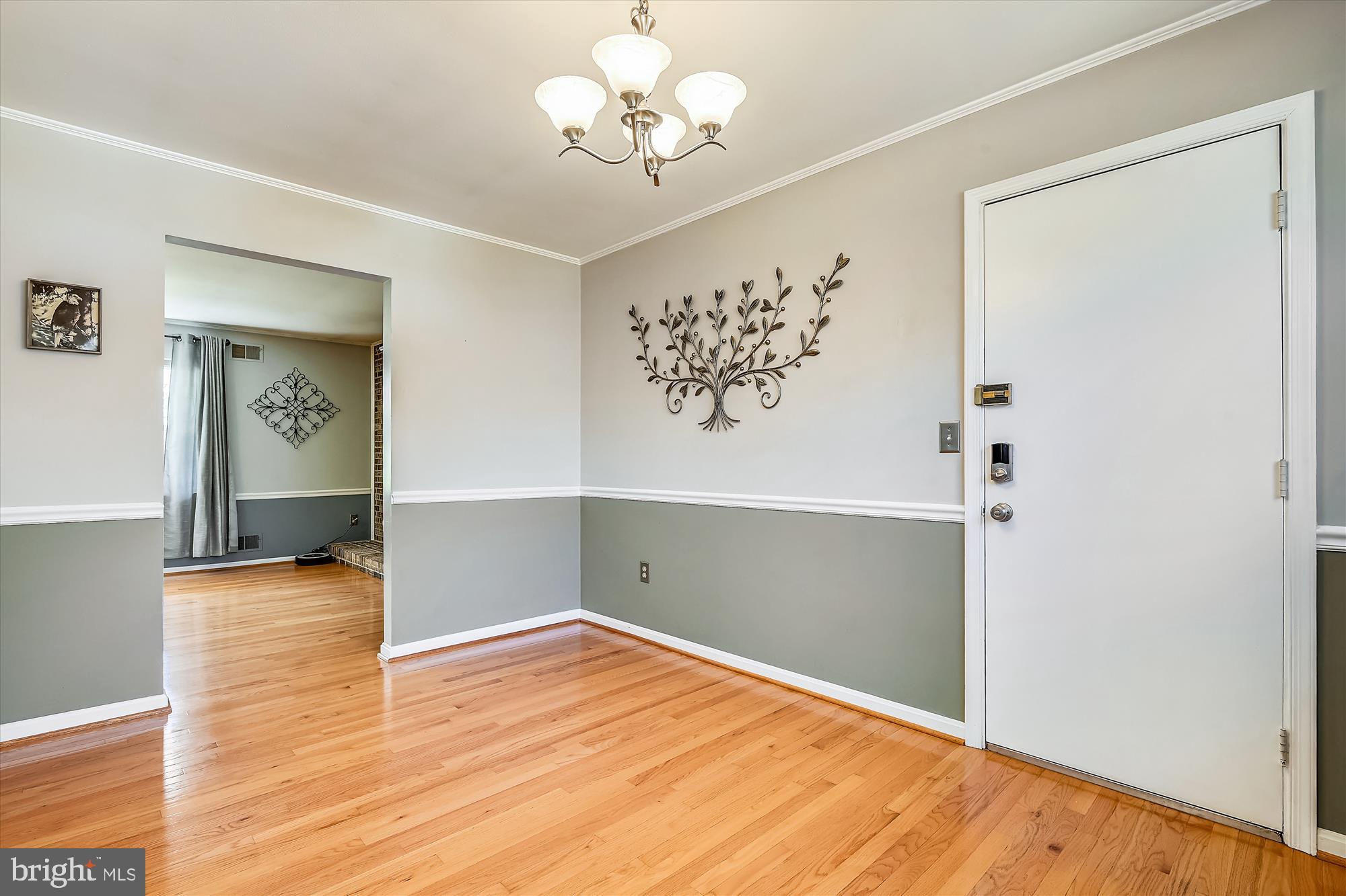 POPLAR WOODS - Residential