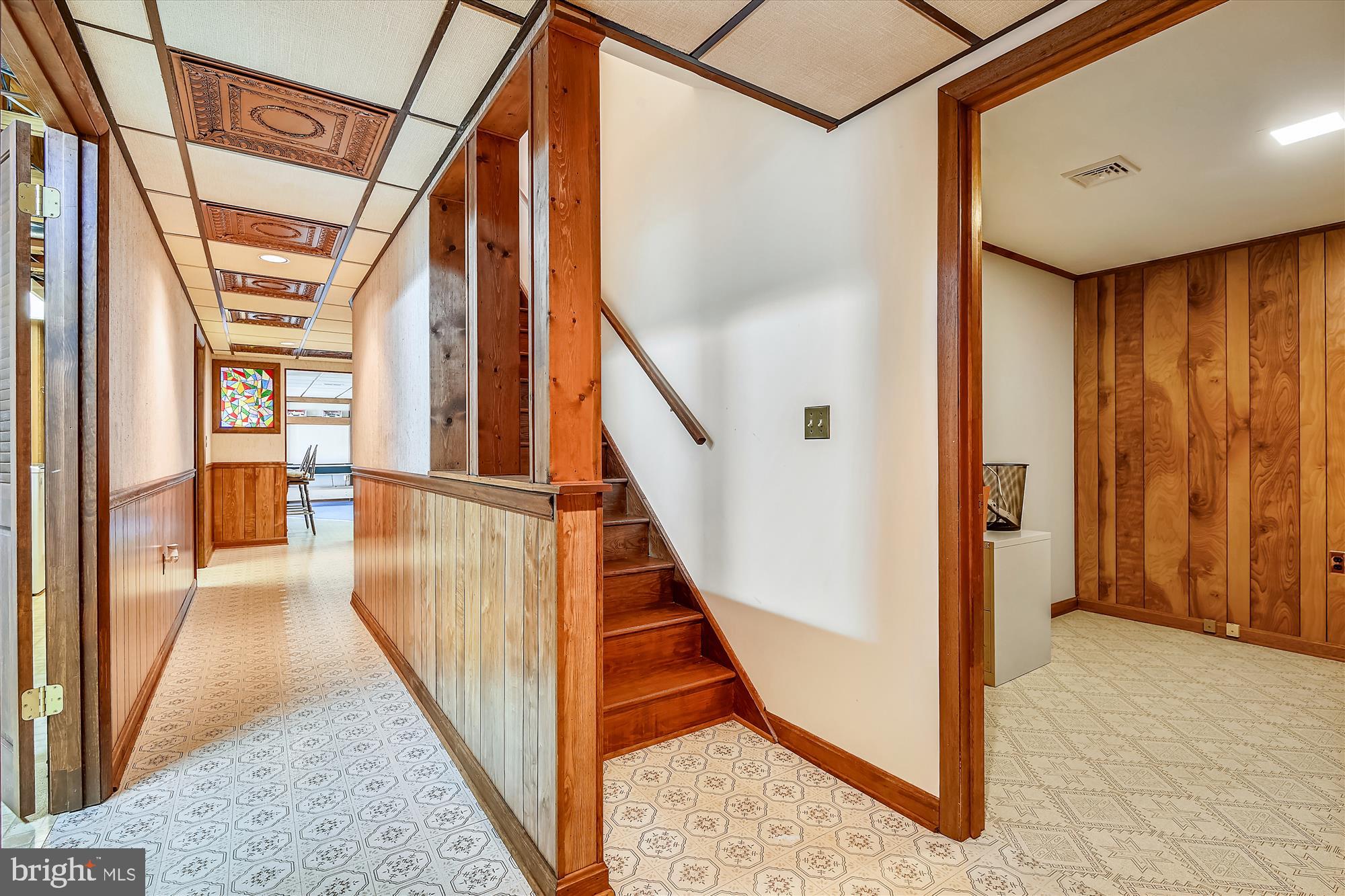 POPLAR WOODS - Residential