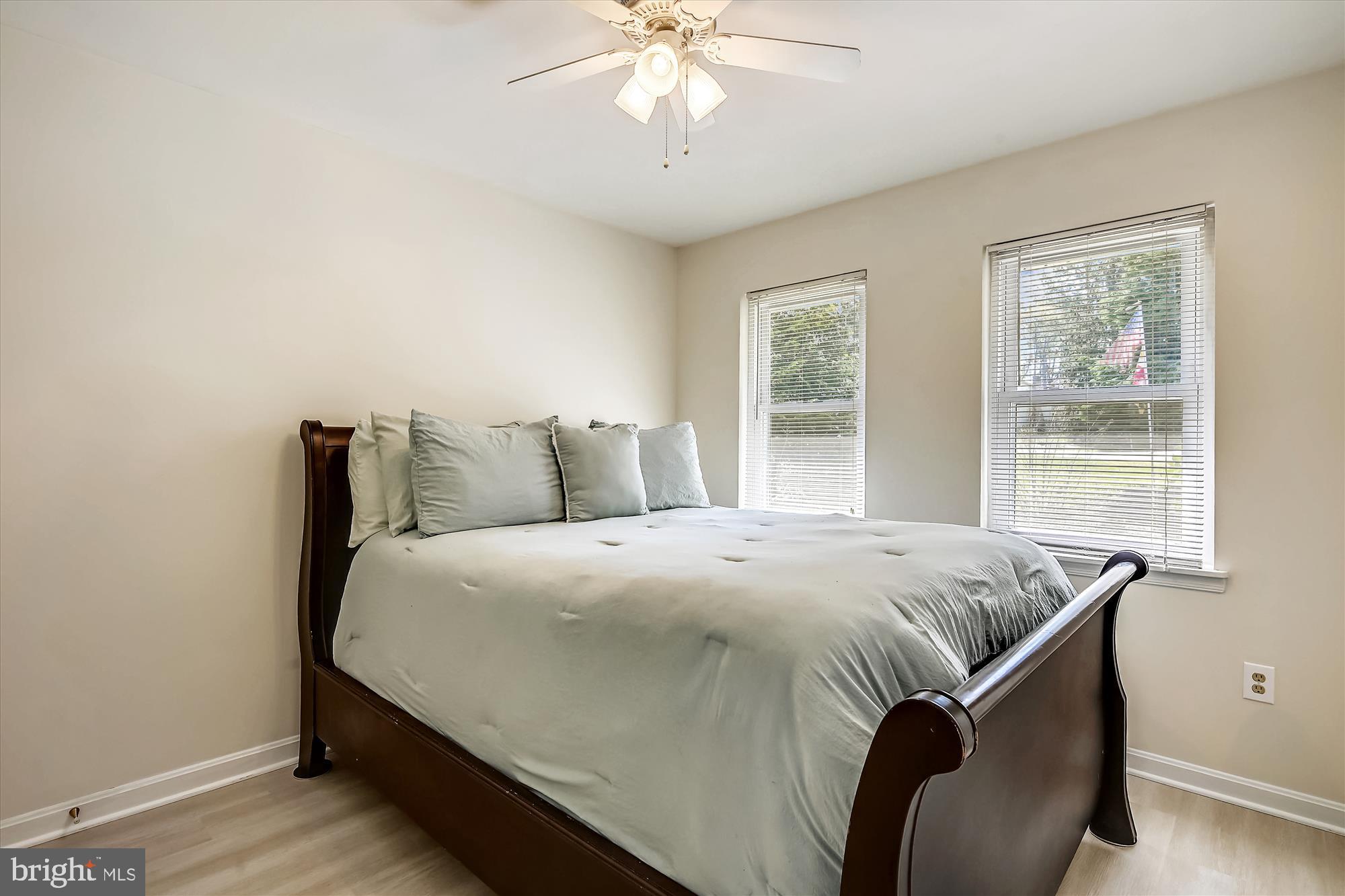 POPLAR WOODS - Residential