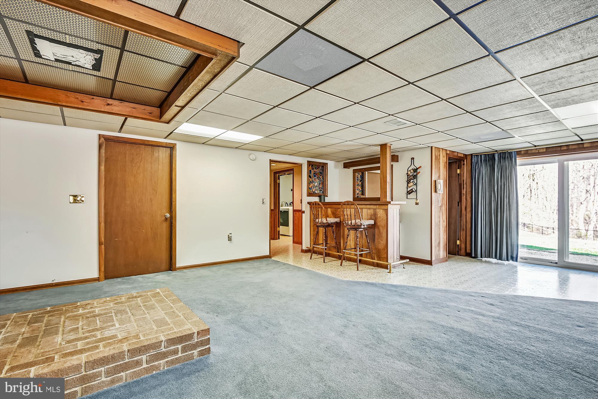 POPLAR WOODS - Residential