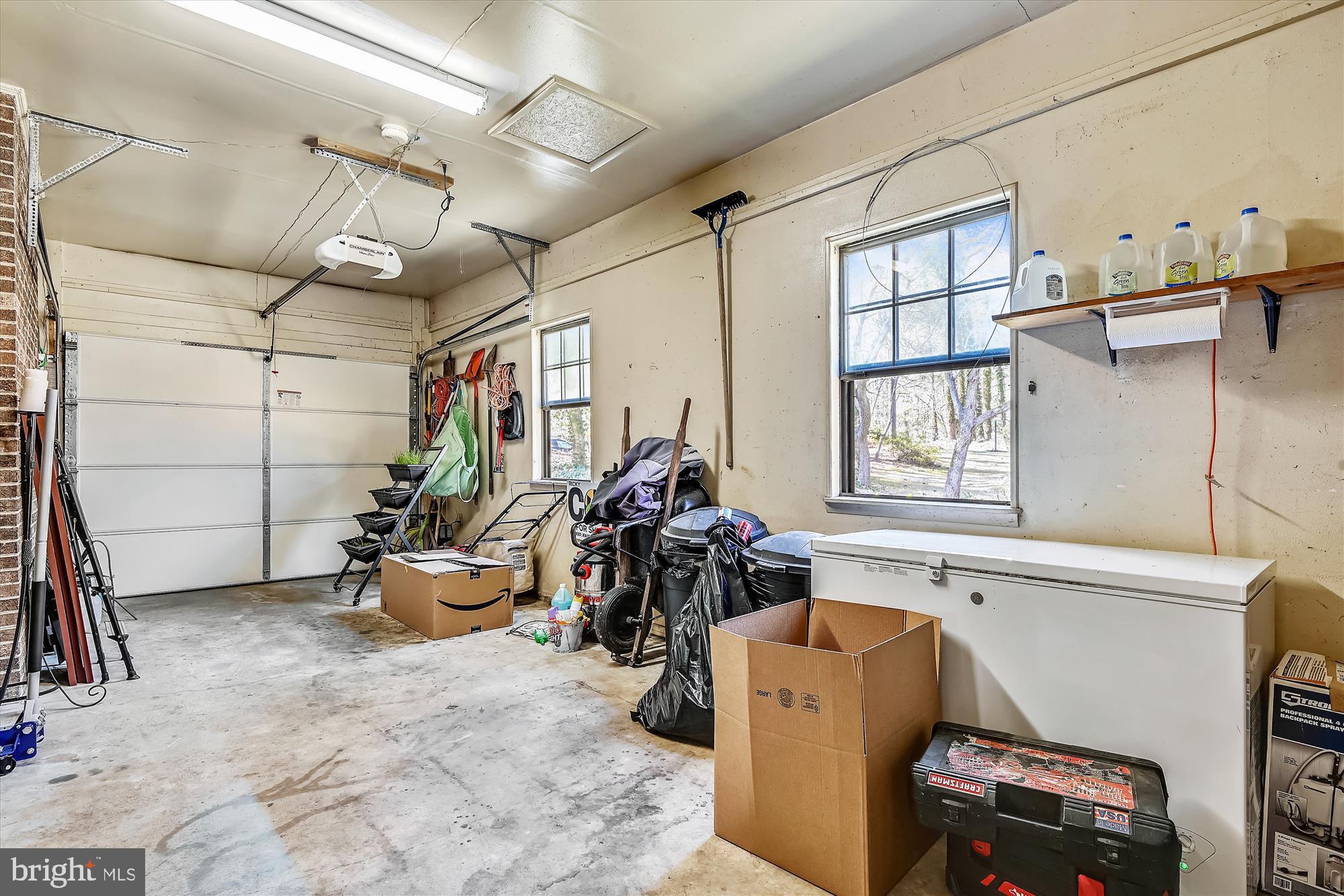 POPLAR WOODS - Residential