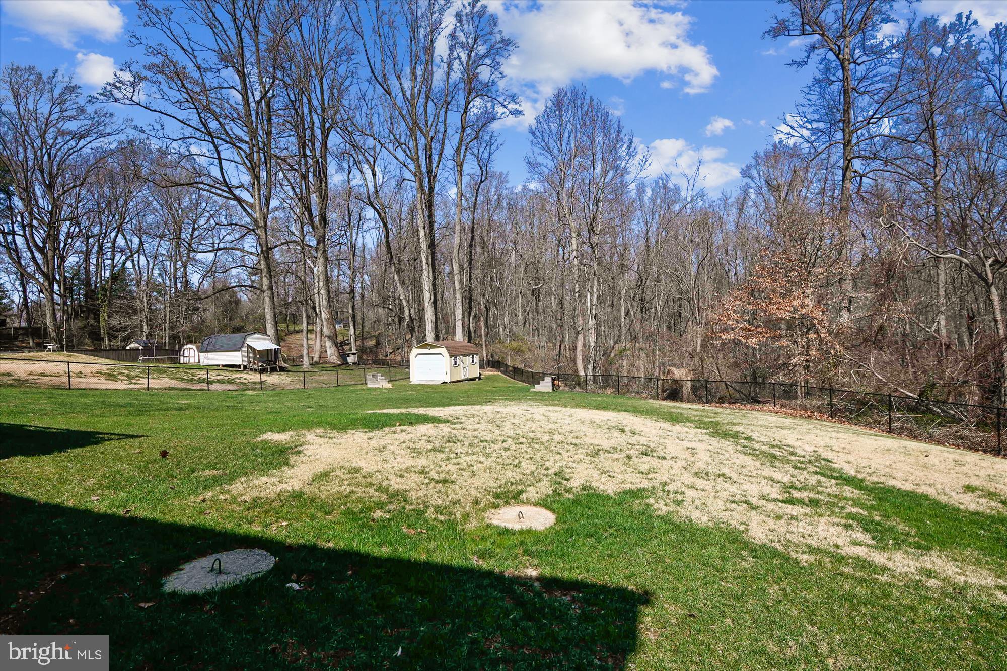 POPLAR WOODS - Residential